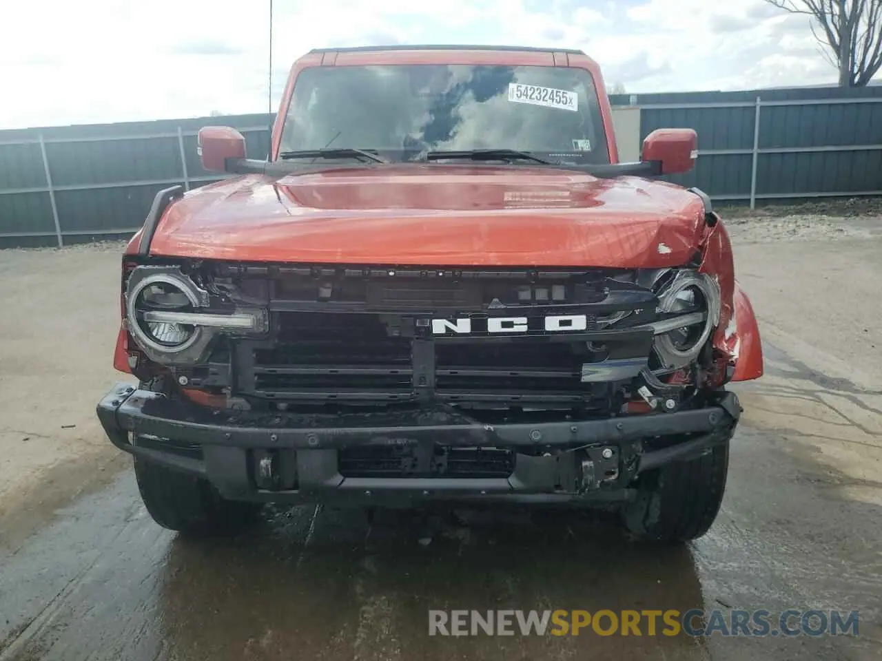 5 fotografías del automóvil dañado 1FMDE5BHXPLB99680 FORD BRONCO 2023