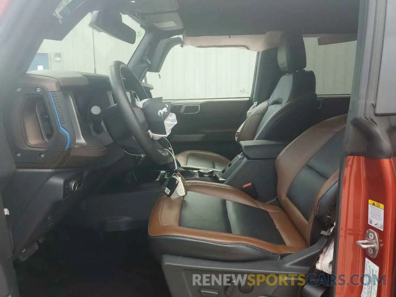 7 fotografías del automóvil dañado 1FMDE5BHXPLB99680 FORD BRONCO 2023