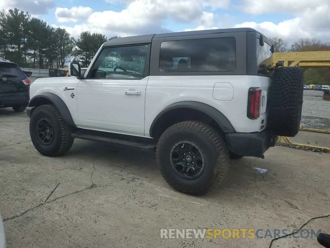 2 fotografías del automóvil dañado 1FMDE5CH1PLB18922 FORD BRONCO 2023