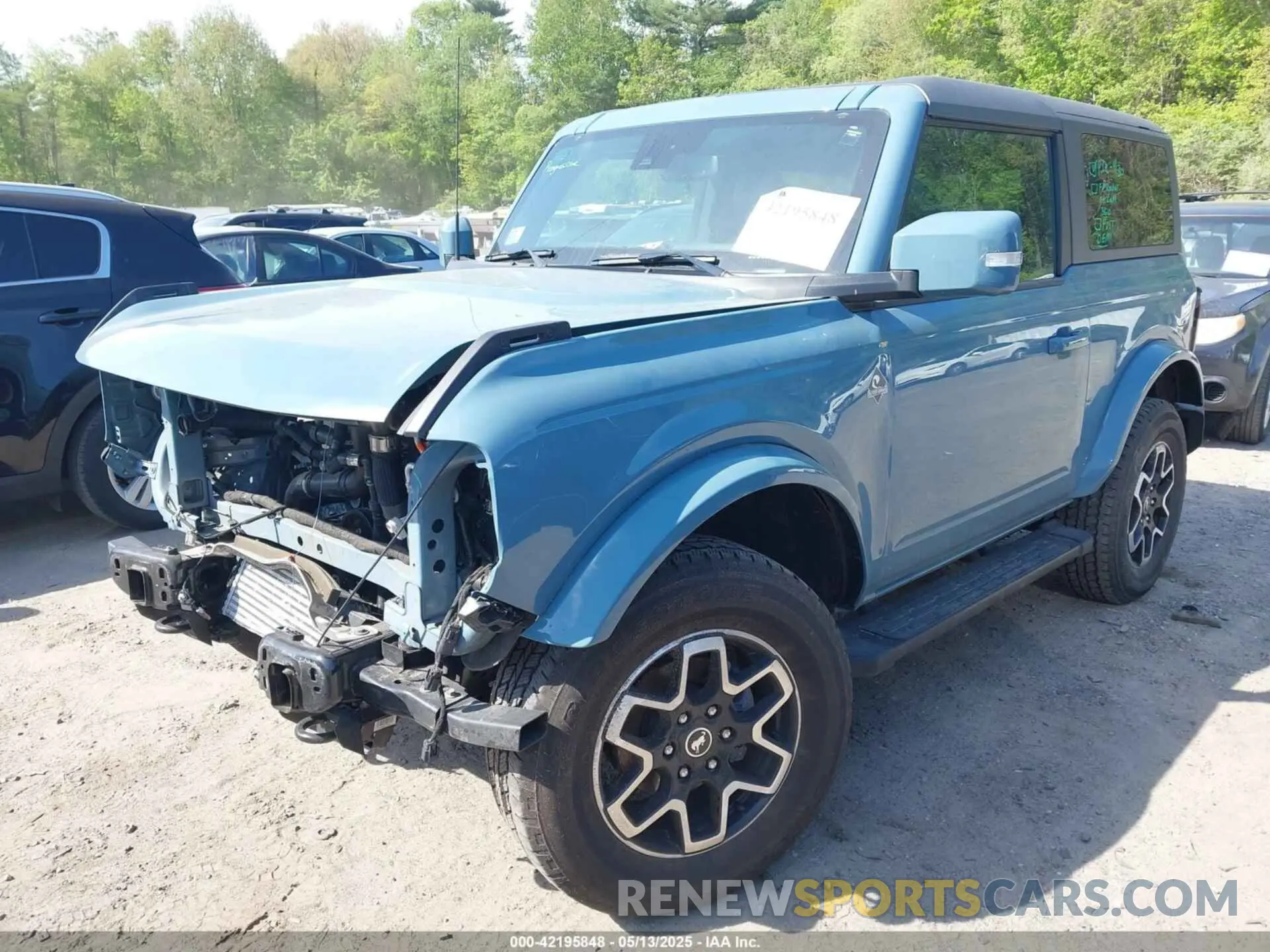 2 fotografías del automóvil dañado 1FMDE5CP0PLB85857 FORD BRONCO 2023