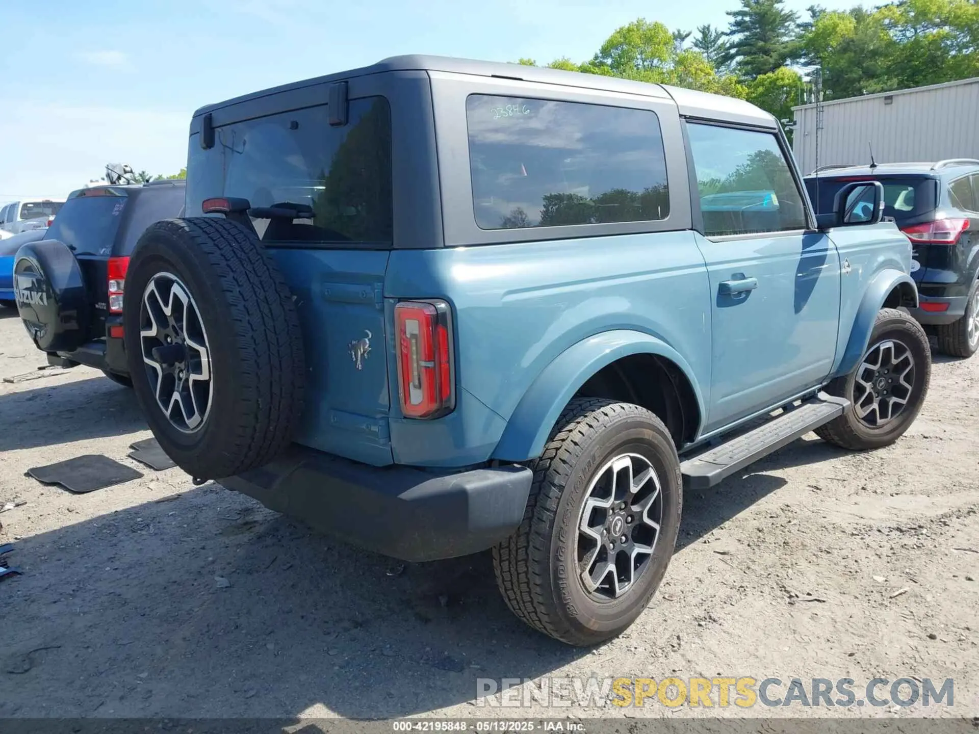 4 fotografías del automóvil dañado 1FMDE5CP0PLB85857 FORD BRONCO 2023