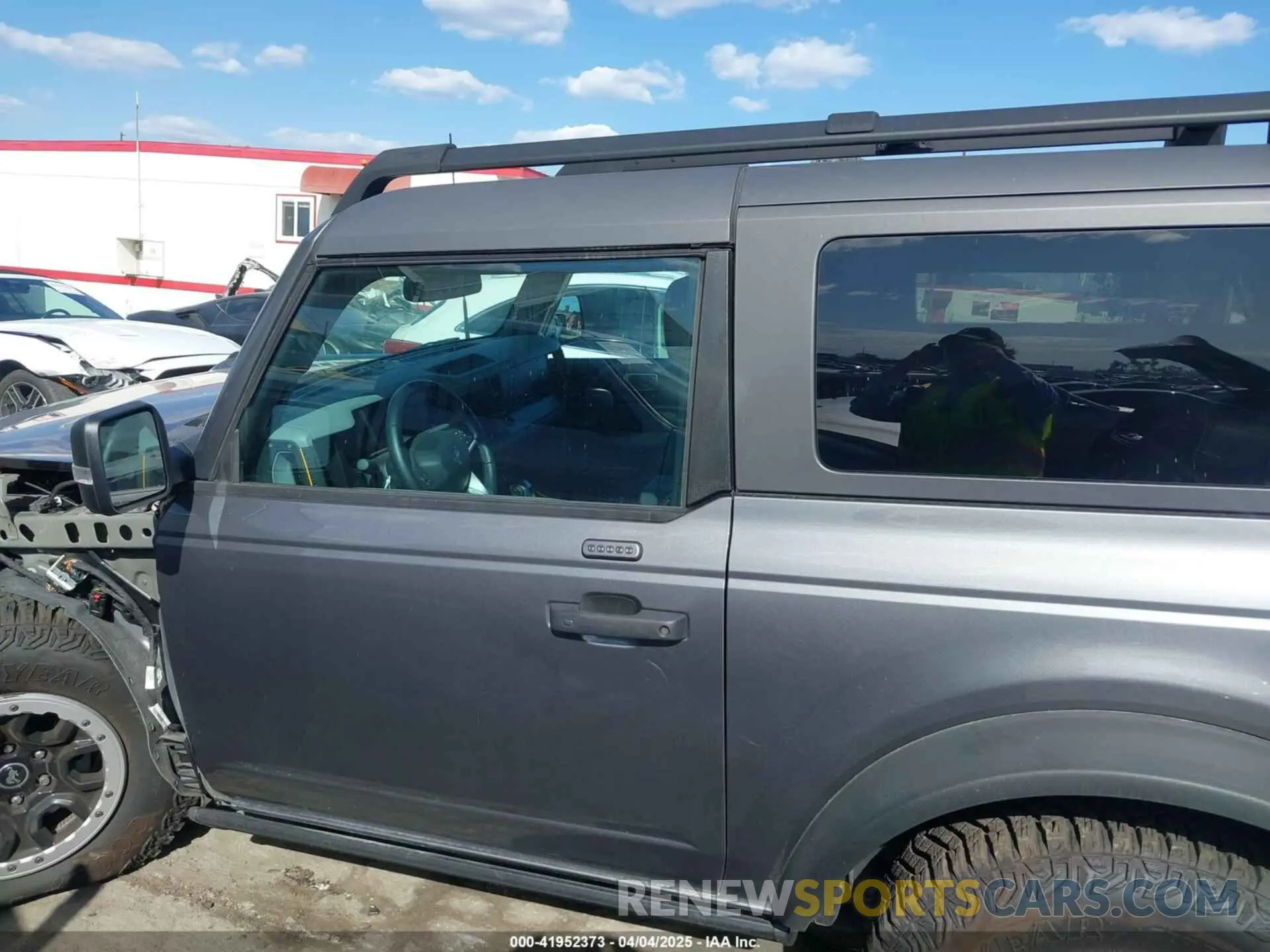 15 fotografías del automóvil dañado 1FMDE5CP4PLB46012 FORD BRONCO 2023