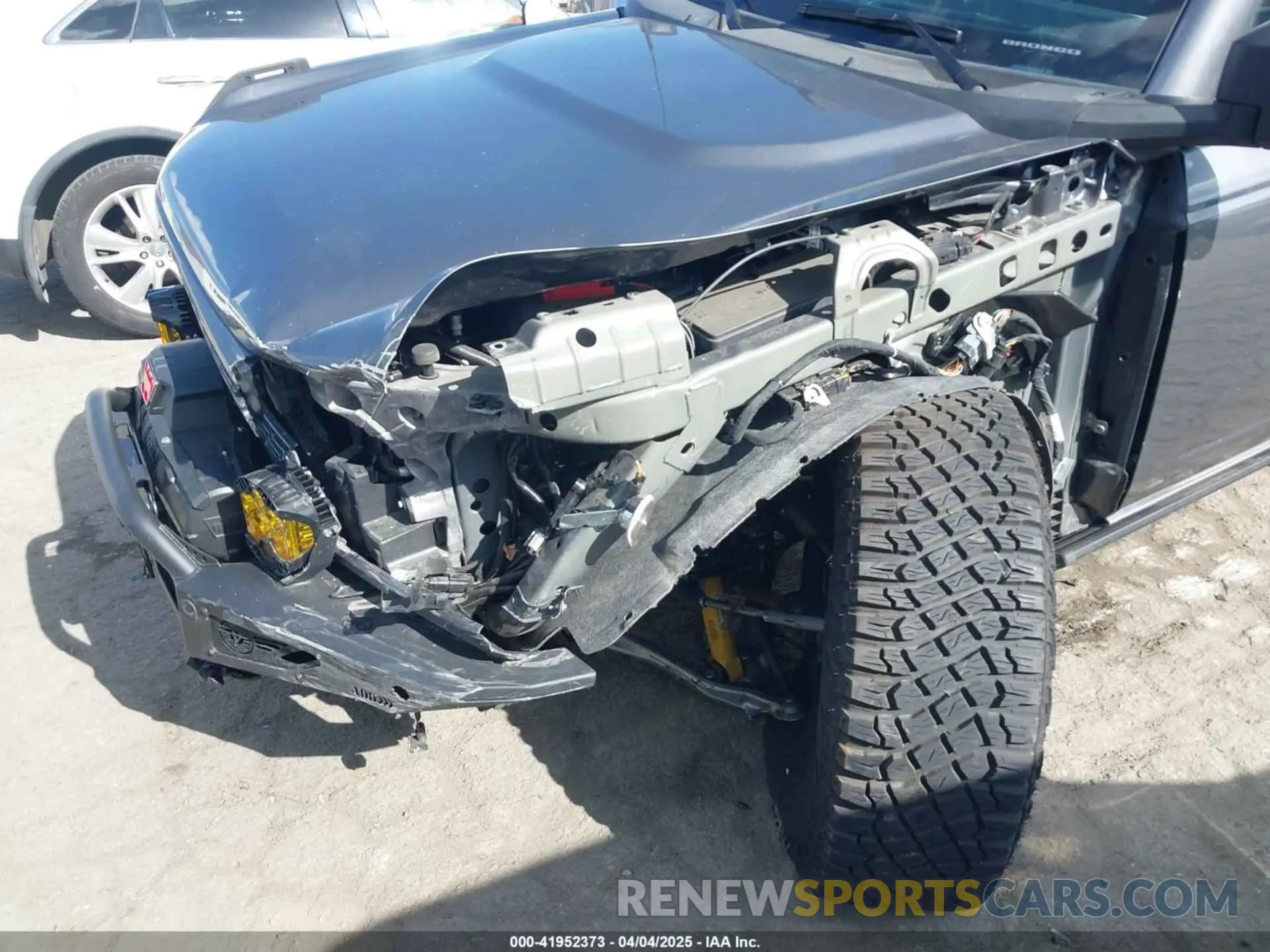 6 fotografías del automóvil dañado 1FMDE5CP4PLB46012 FORD BRONCO 2023