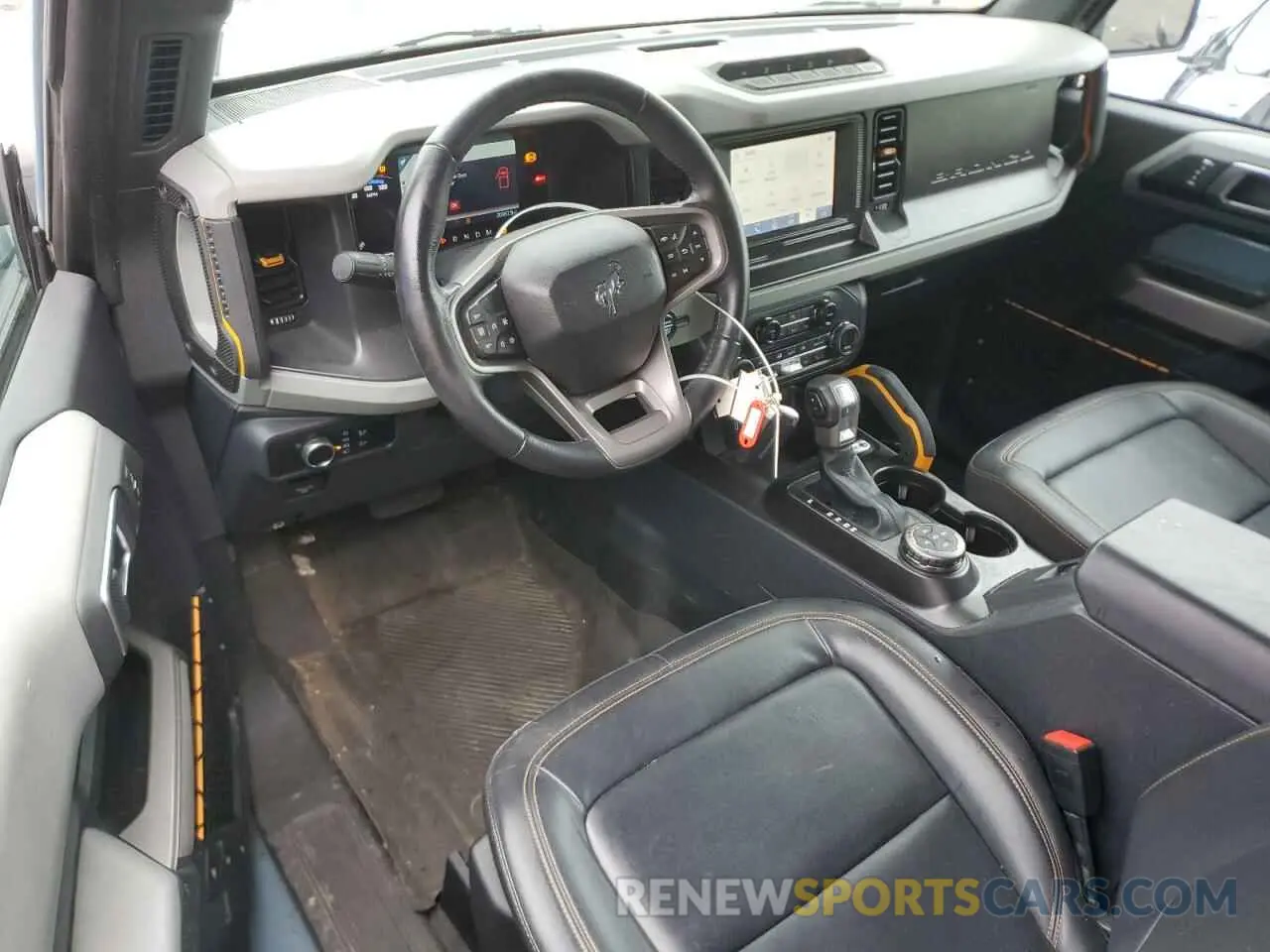 8 fotografías del automóvil dañado 1FMDE5CP9PLA91041 FORD BRONCO 2023