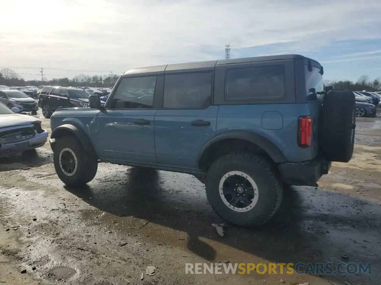 2 fotografías del automóvil dañado 1FMDE5DH1PLB25934 FORD BRONCO 2023