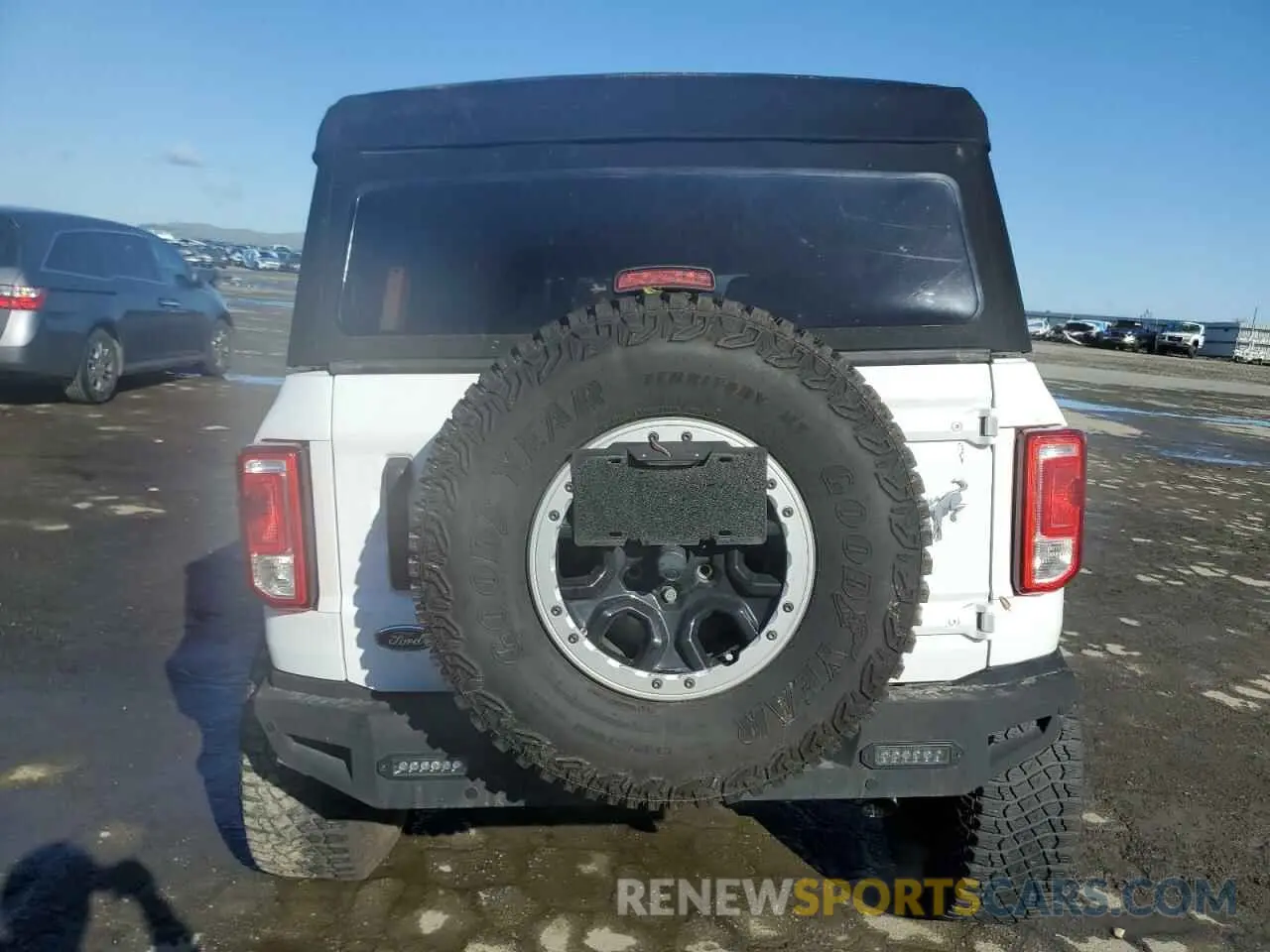 6 fotografías del automóvil dañado 1FMDE5DH8PLA85996 FORD BRONCO 2023