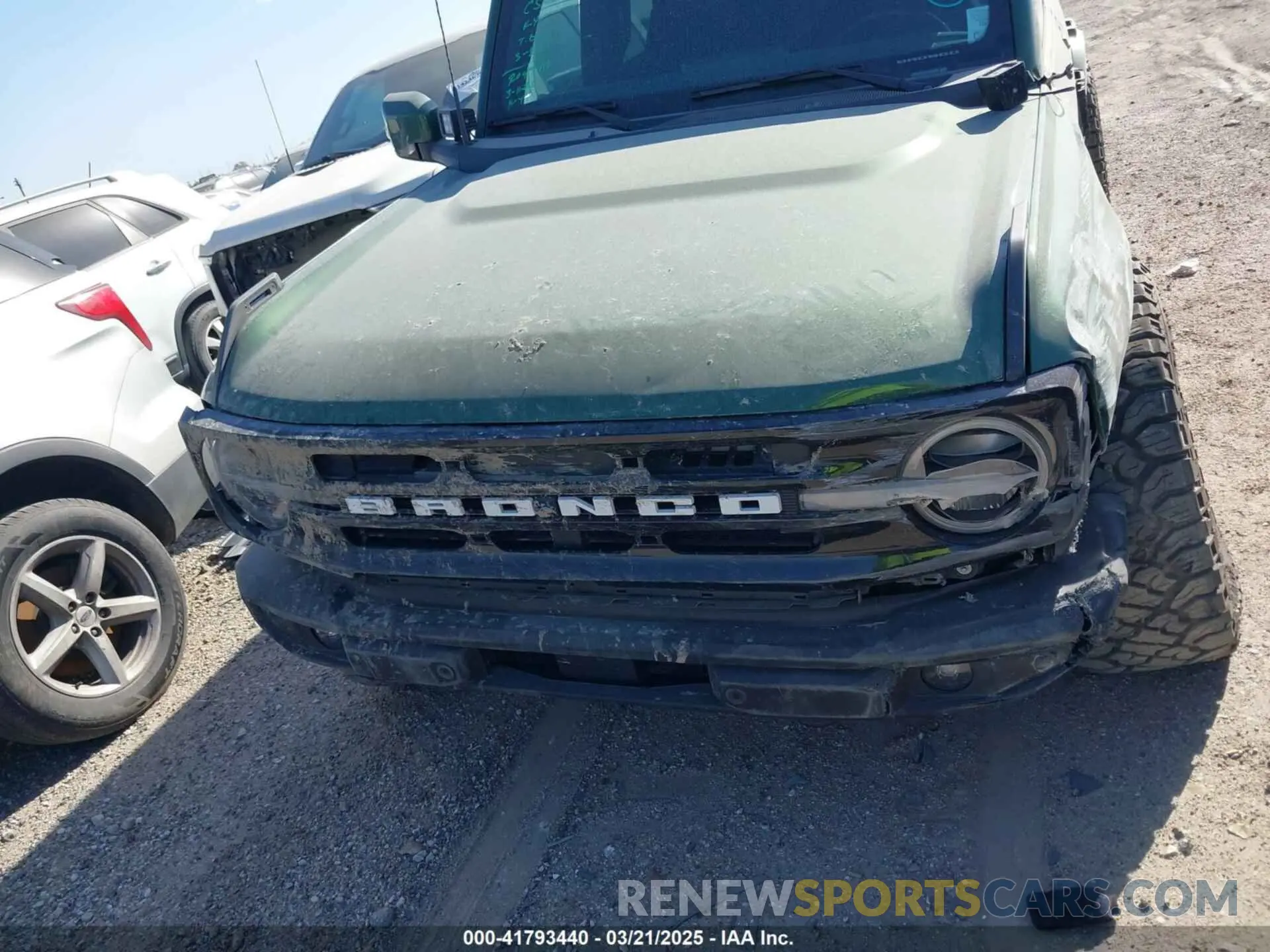 12 fotografías del automóvil dañado 1FMEE5BP5PLB89313 FORD BRONCO 2023