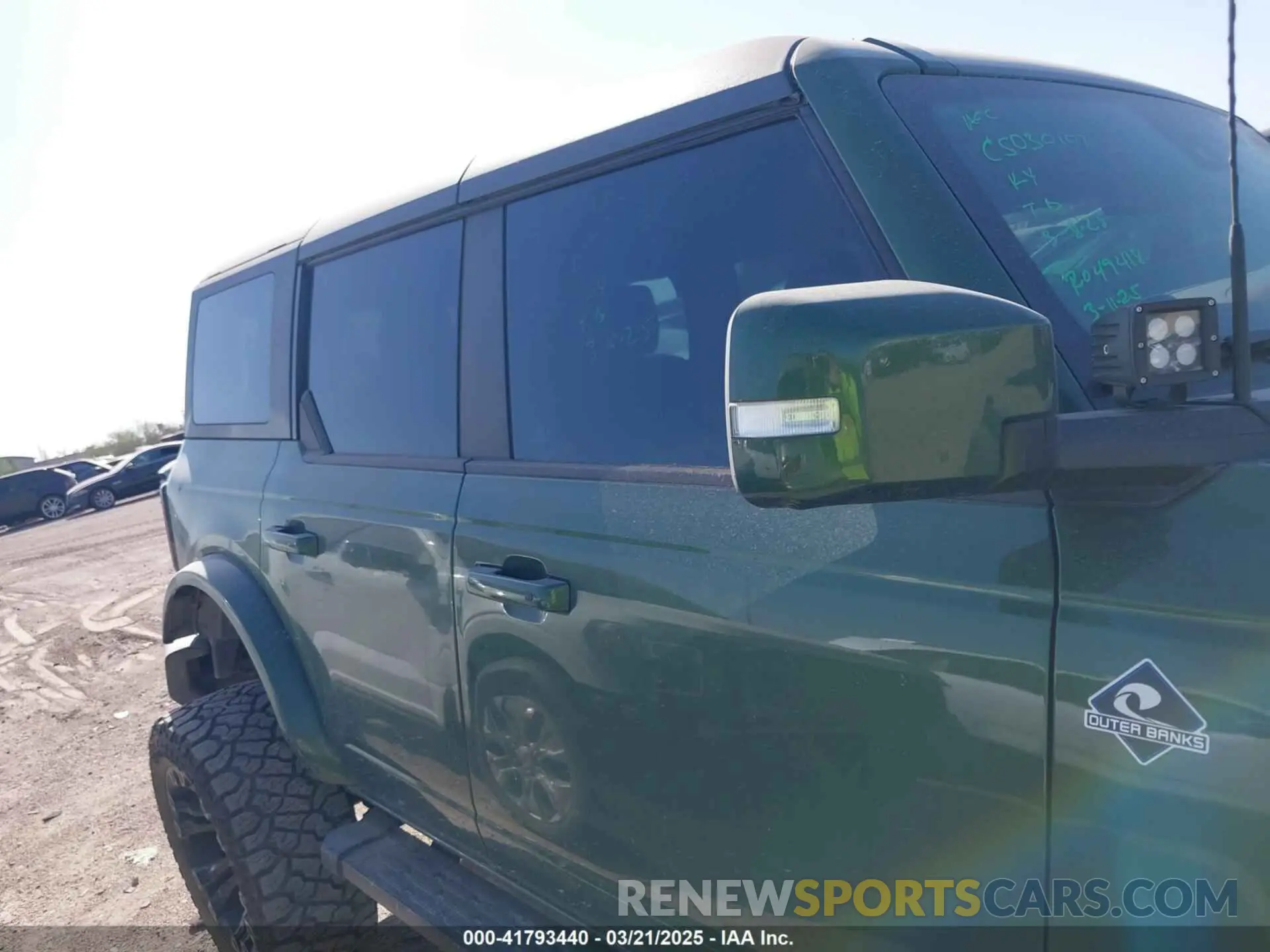 13 fotografías del automóvil dañado 1FMEE5BP5PLB89313 FORD BRONCO 2023