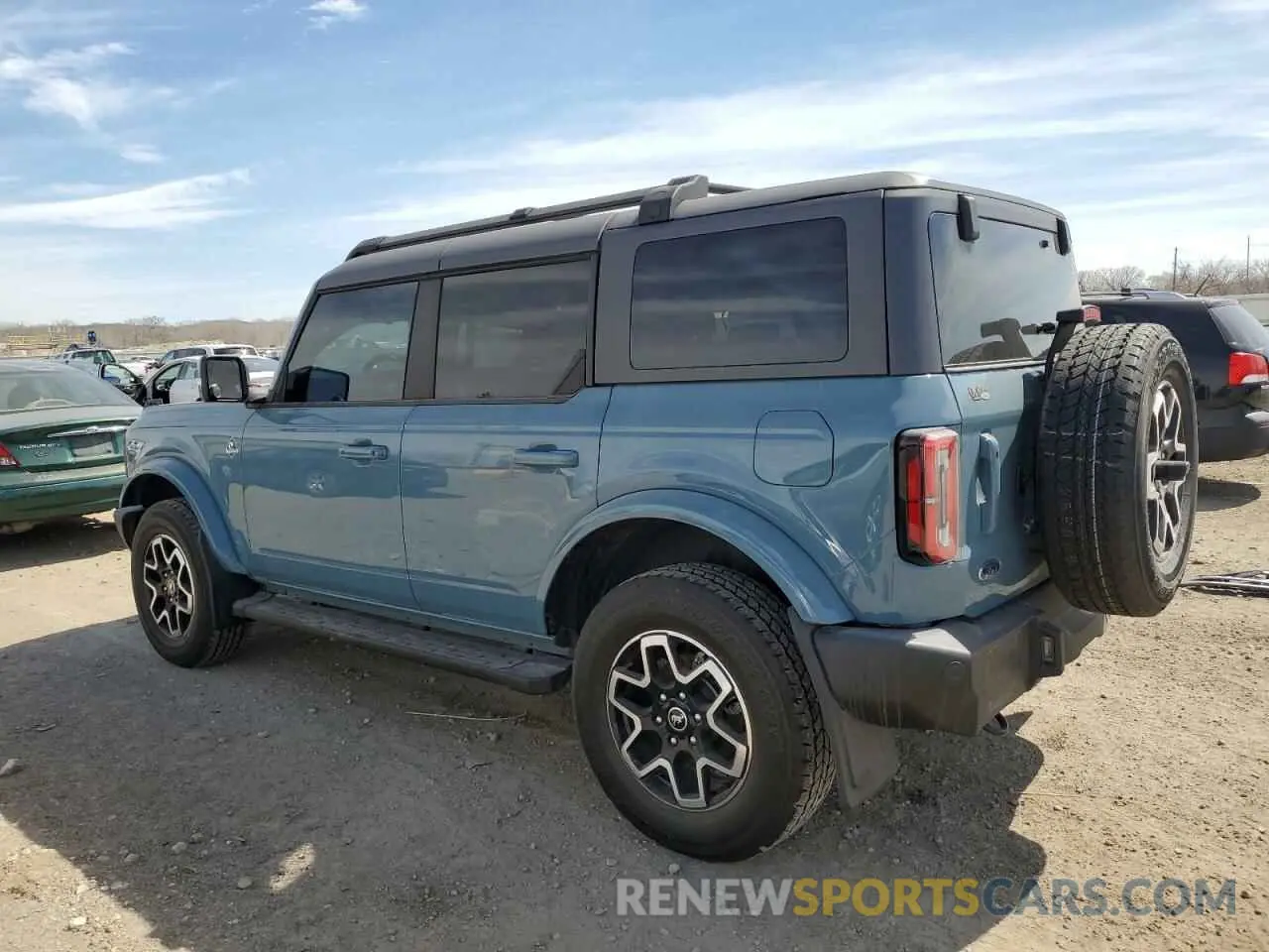 2 fotografías del automóvil dañado 1FMEE5BP6PLA96896 FORD BRONCO 2023