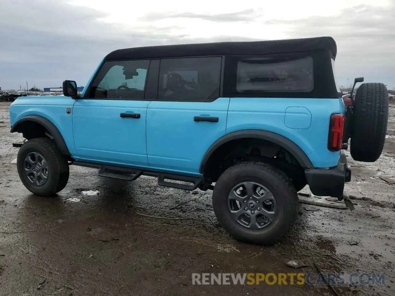 2 fotografías del automóvil dañado 1FMEE5BP9PLB15828 FORD BRONCO 2023