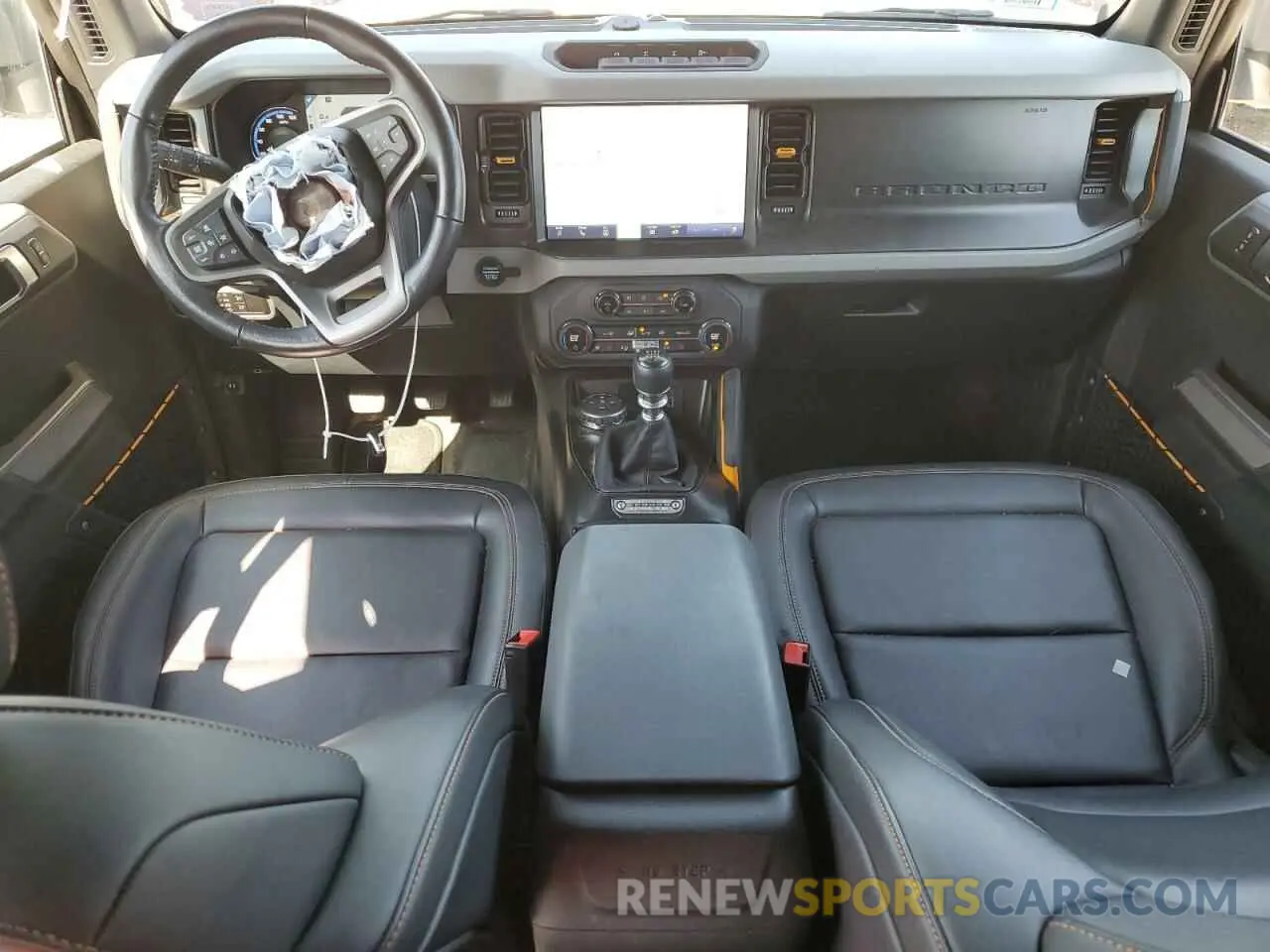 8 fotografías del automóvil dañado 1FMEE5DH2PLB00979 FORD BRONCO 2023