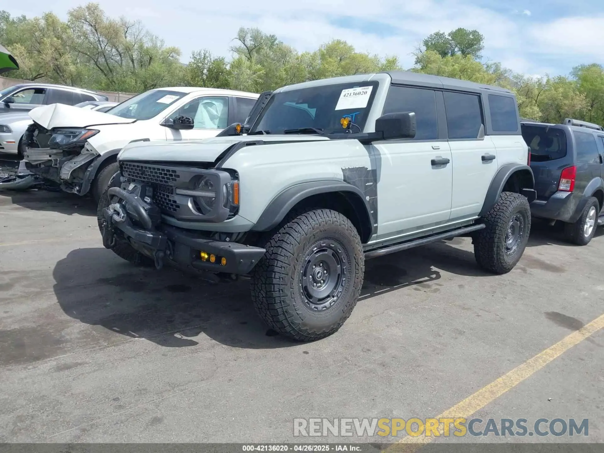 2 fotografías del automóvil dañado 1FMEE5DHXPLB22549 FORD BRONCO 2023