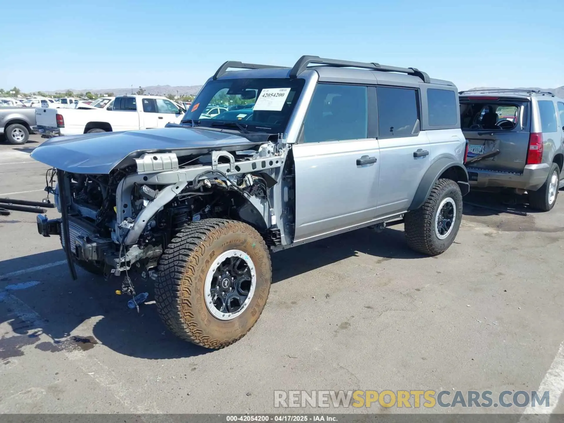2 fotografías del automóvil dañado 1FMEE5DHXPLB80726 FORD BRONCO 2023