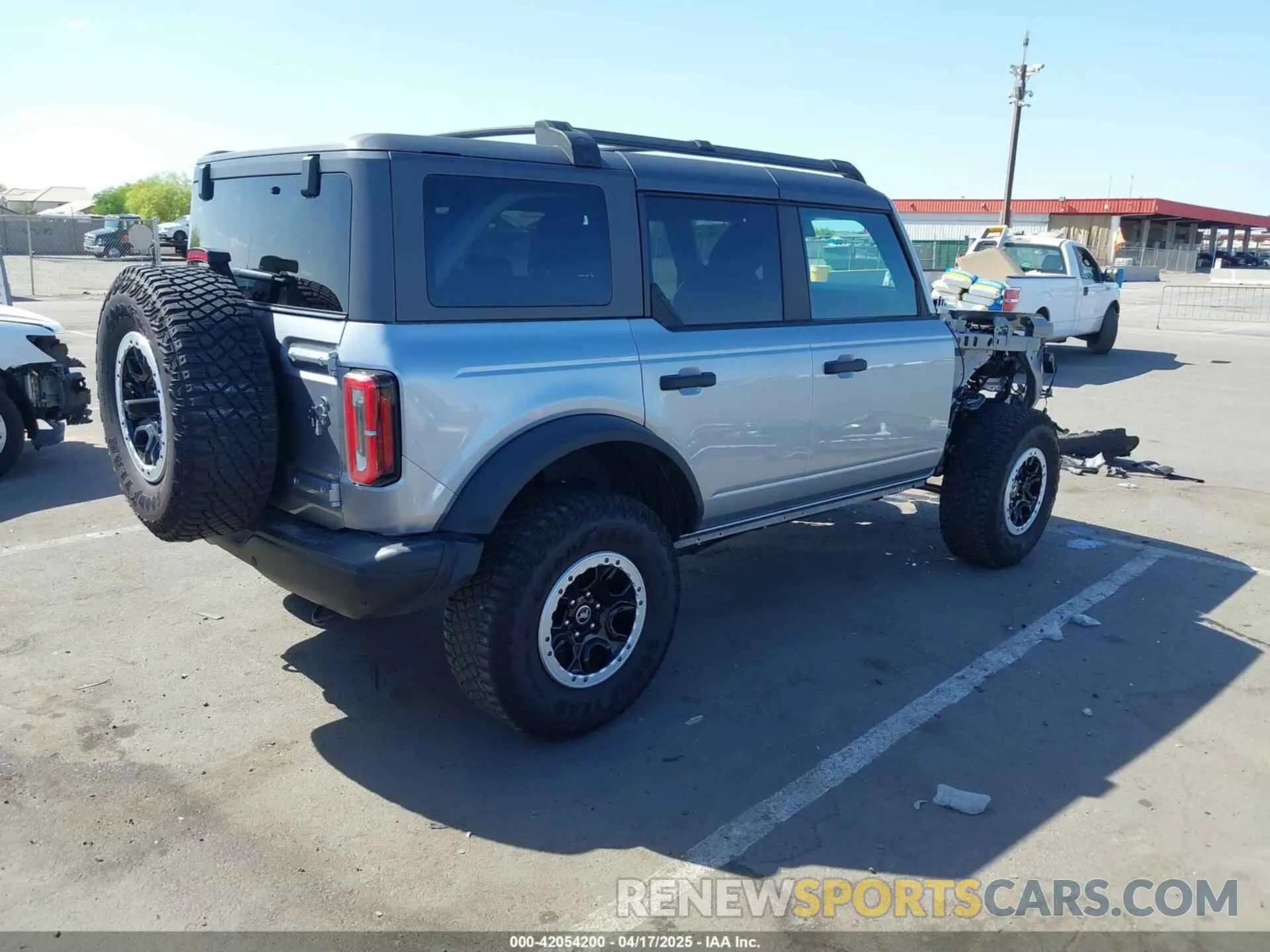 4 fotografías del automóvil dañado 1FMEE5DHXPLB80726 FORD BRONCO 2023