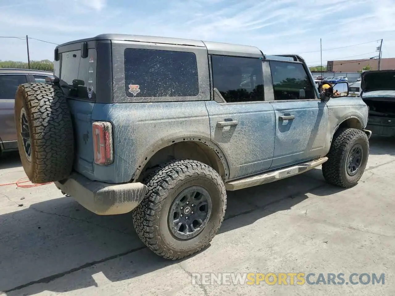 3 fotografías del automóvil dañado 1FMEE5DP0PLB83500 FORD BRONCO 2023