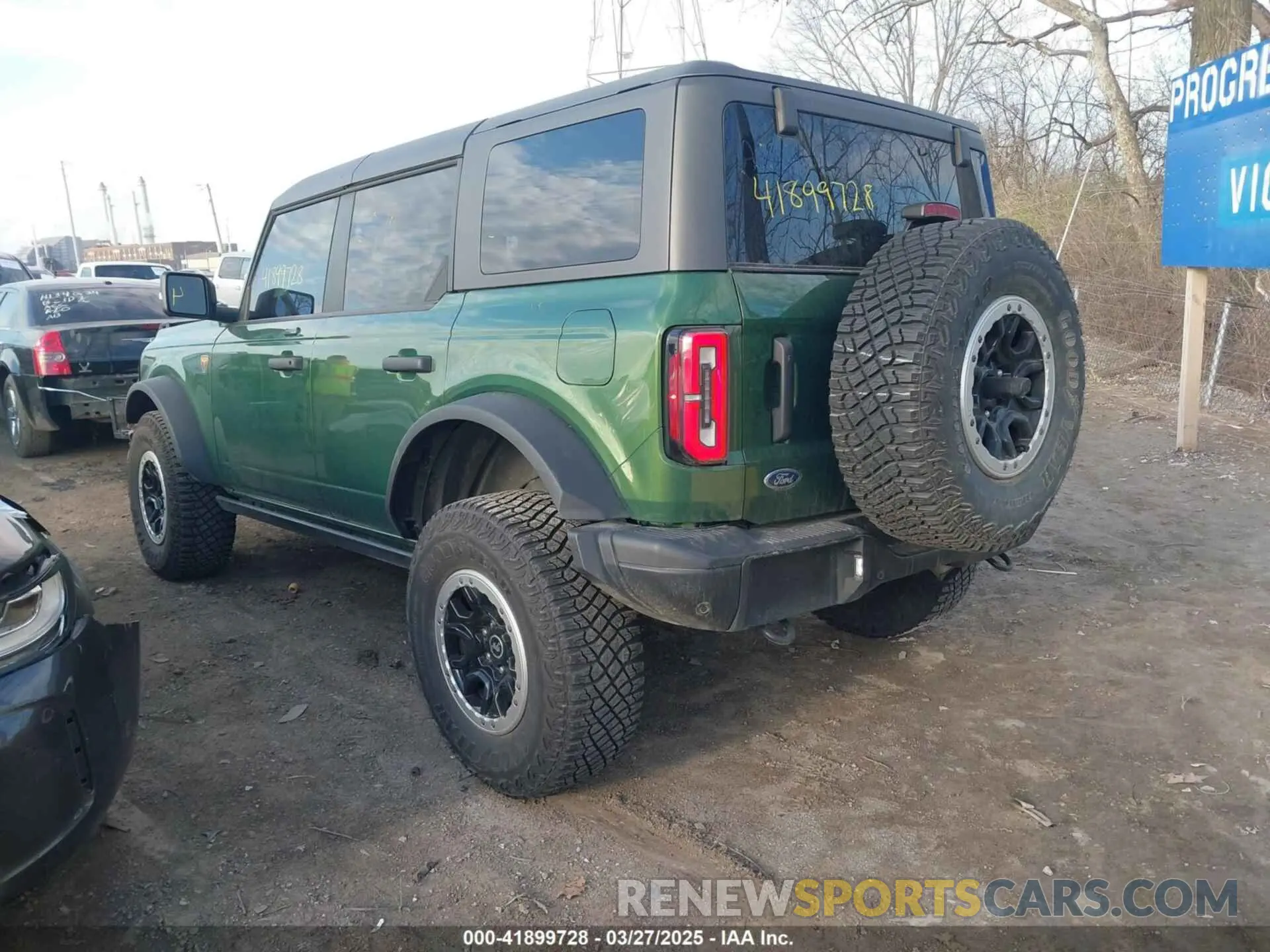 3 fotografías del automóvil dañado 1FMEE5DP2PLA95399 FORD BRONCO 2023