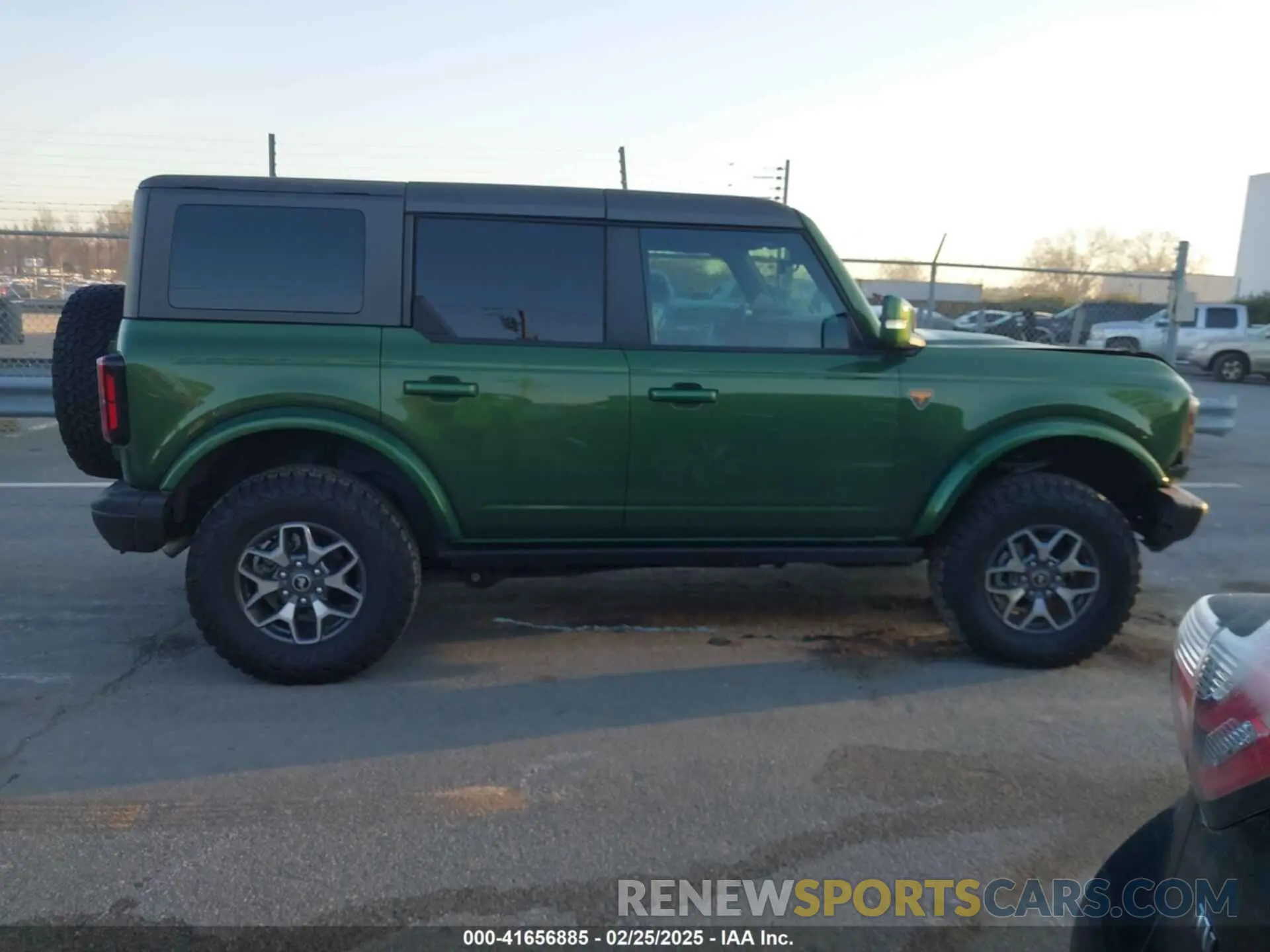 13 fotografías del automóvil dañado 1FMEE5DP2PLB43810 FORD BRONCO 2023