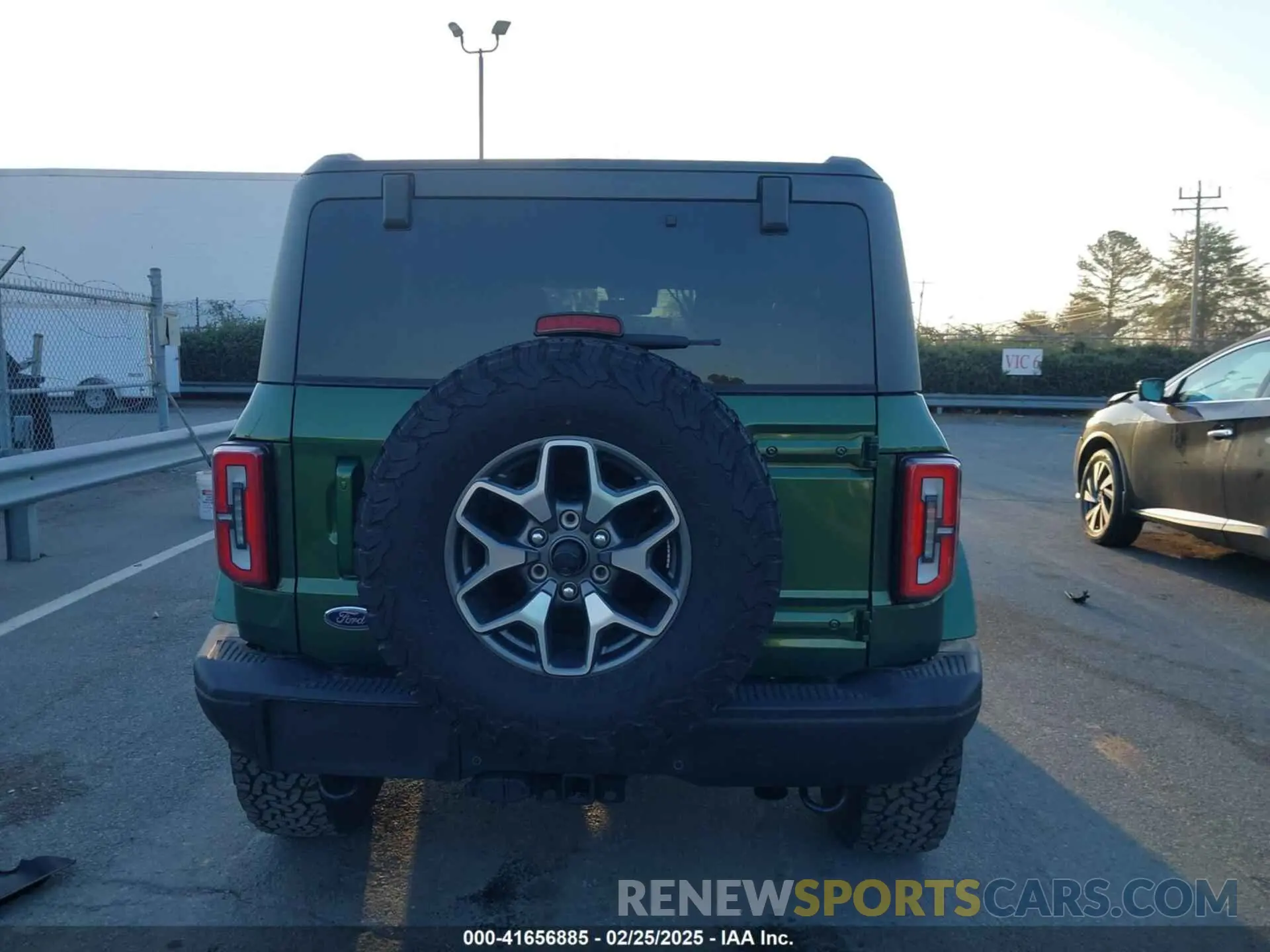 16 fotografías del automóvil dañado 1FMEE5DP2PLB43810 FORD BRONCO 2023