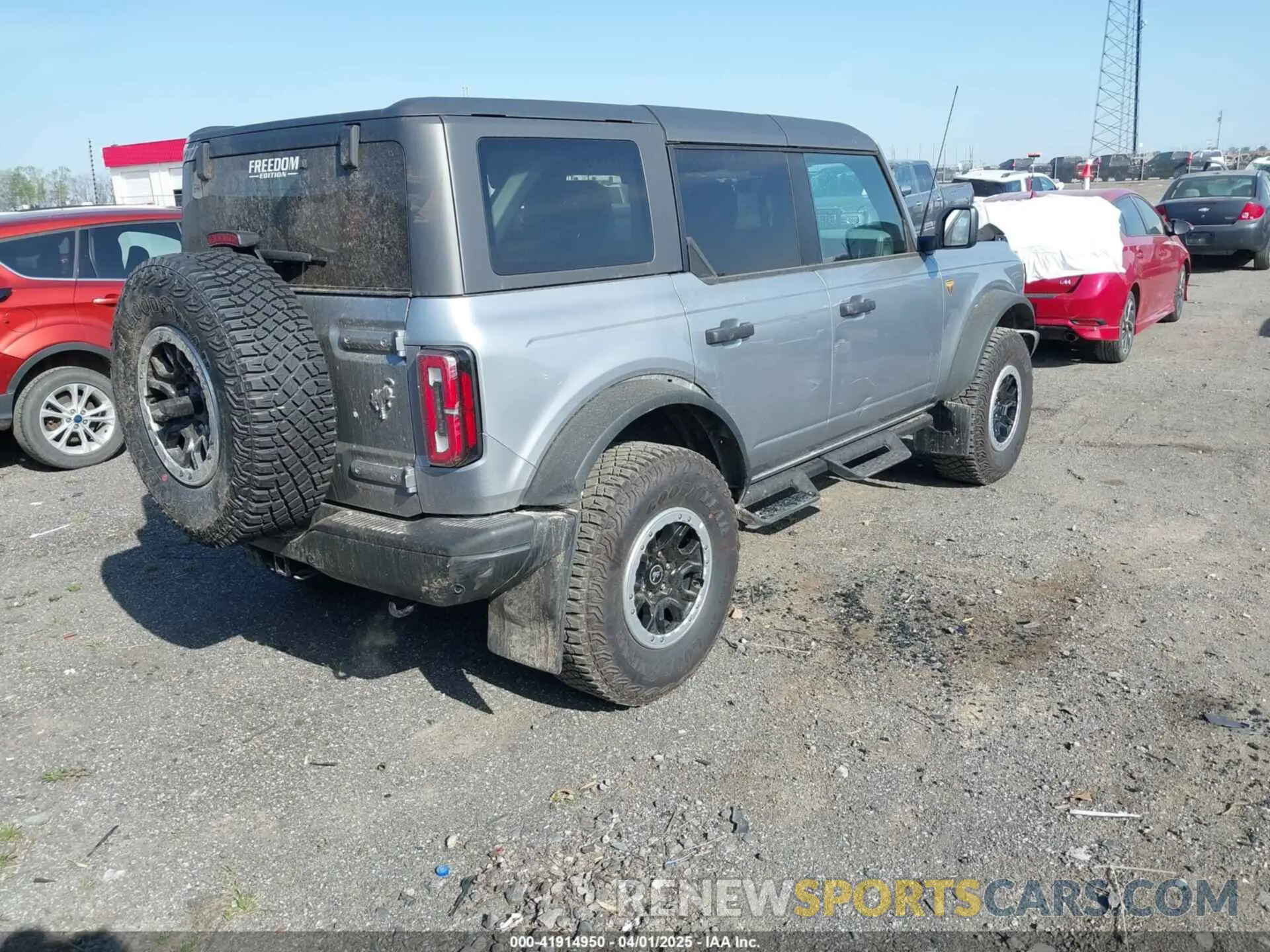 4 fotografías del automóvil dañado 1FMEE5DP2PLB52734 FORD BRONCO 2023