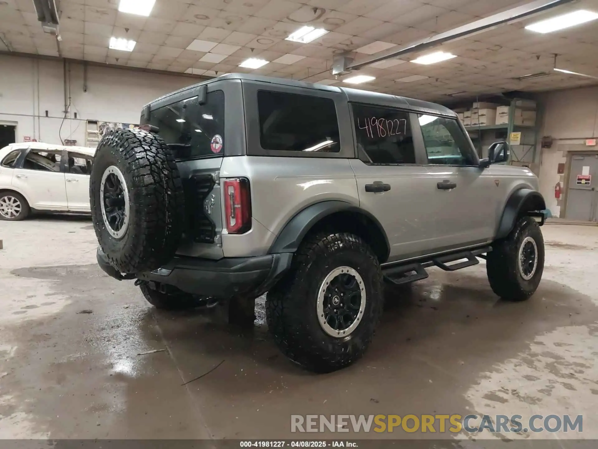 4 fotografías del automóvil dañado 1FMEE5DP2PLB55066 FORD BRONCO 2023