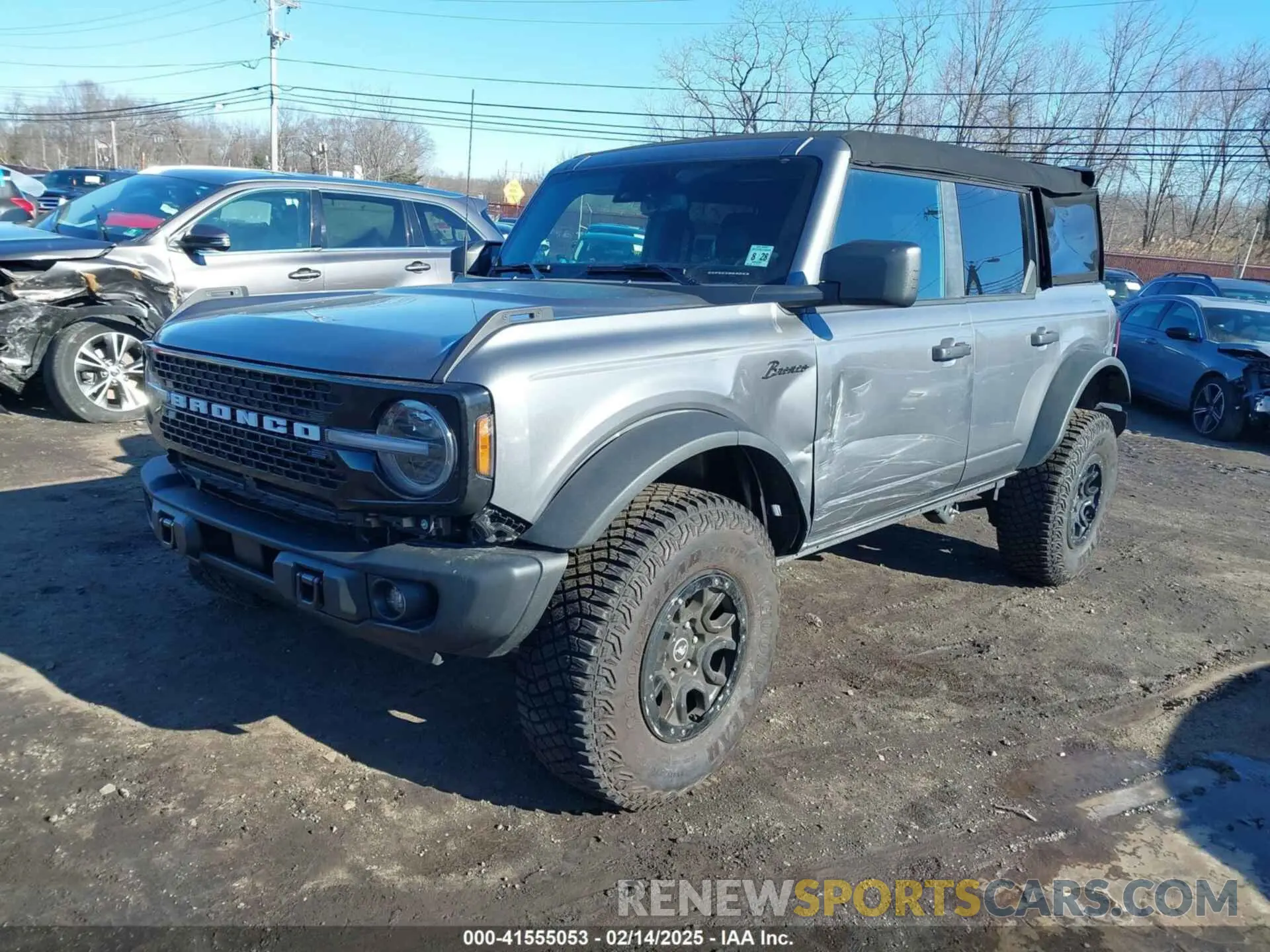 2 fotografías del automóvil dañado 1FMEE5DP3PLC10463 FORD BRONCO 2023