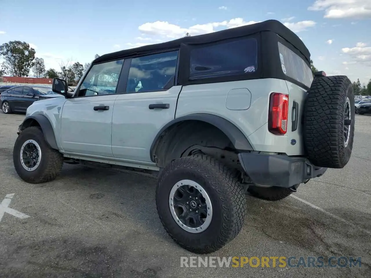 2 fotografías del automóvil dañado 1FMEE5DP6PLB28310 FORD BRONCO 2023