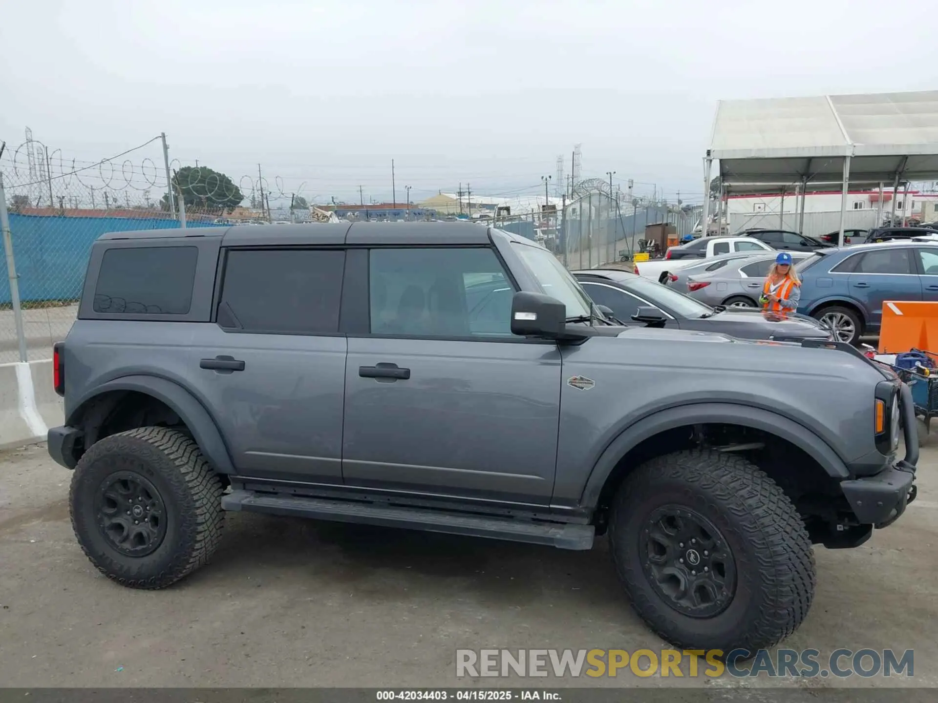 14 fotografías del automóvil dañado 1FMEE5DP6PLB44068 FORD BRONCO 2023