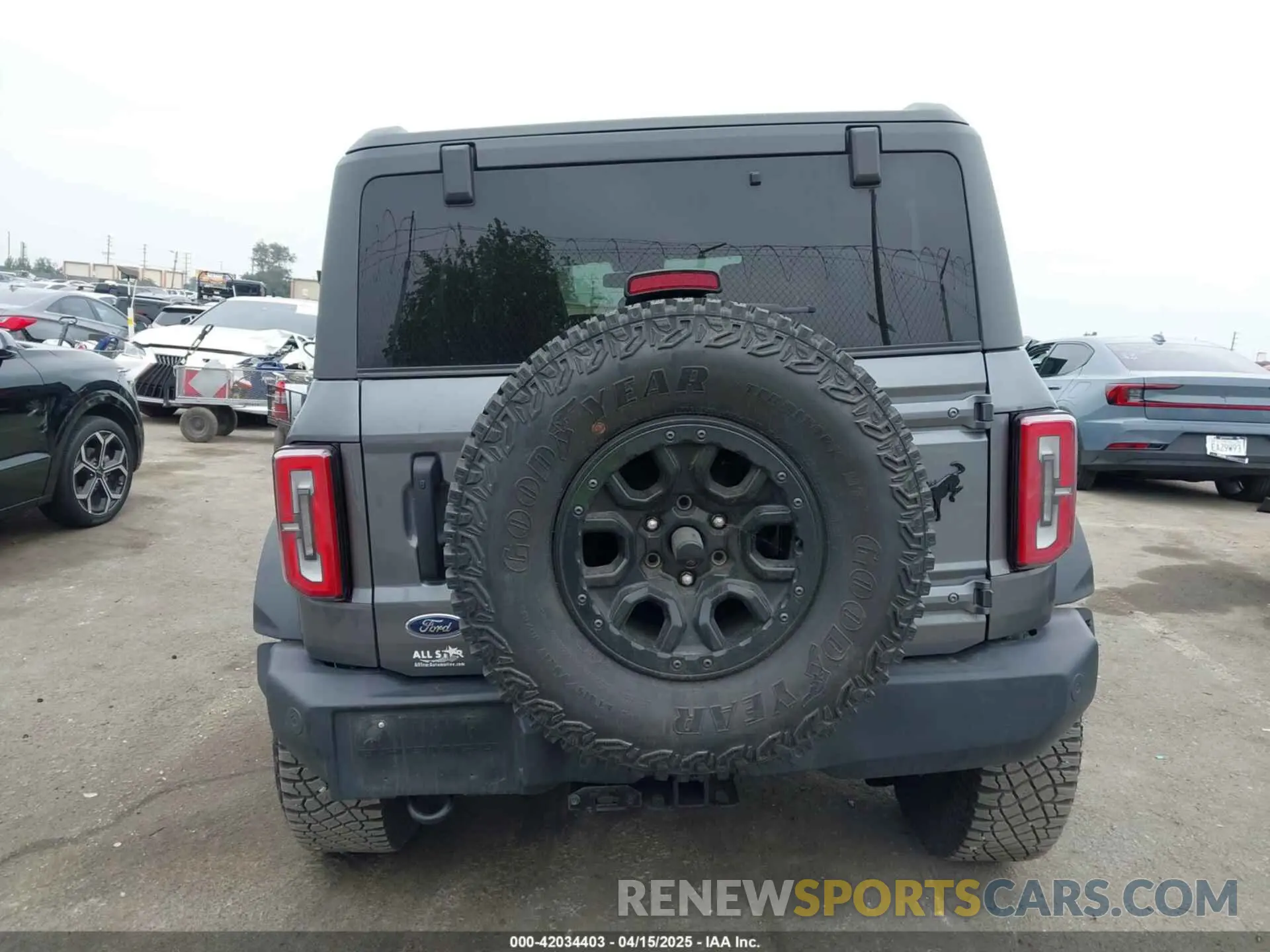 17 fotografías del automóvil dañado 1FMEE5DP6PLB44068 FORD BRONCO 2023