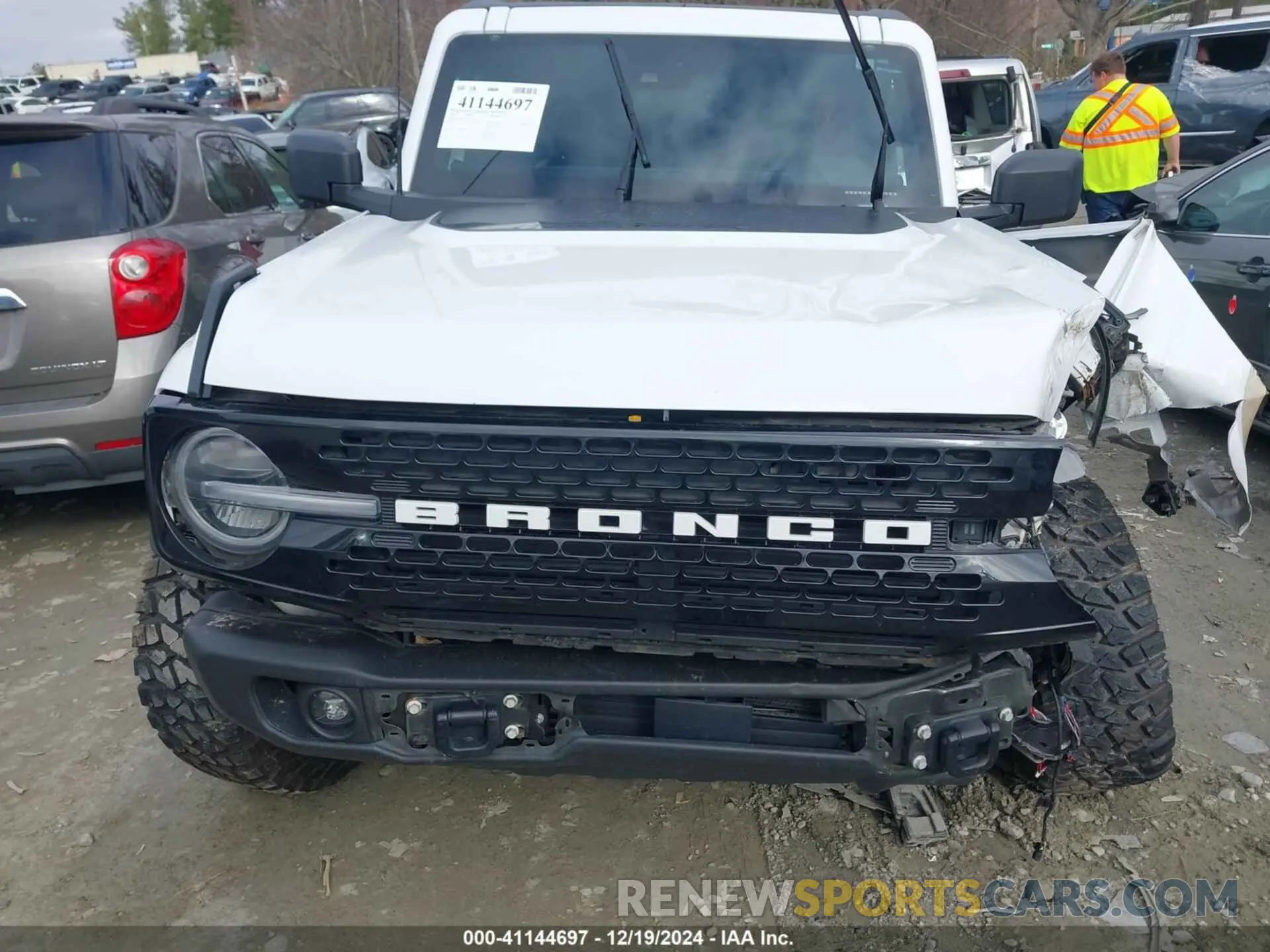 11 fotografías del automóvil dañado 1FMEE5DP7PLB52177 FORD BRONCO 2023