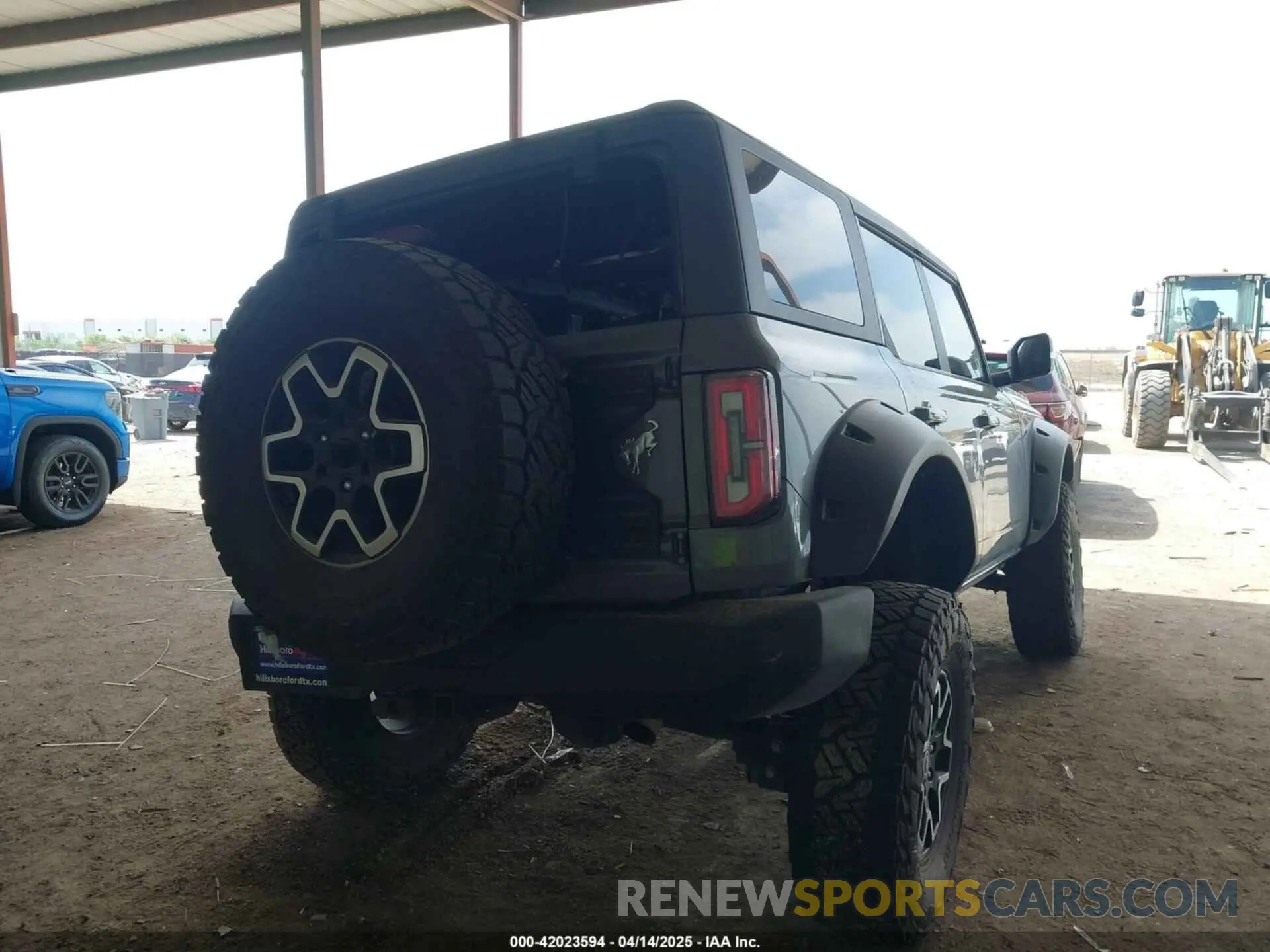 4 fotografías del automóvil dañado 1FMEE5DP8PLA91454 FORD BRONCO 2023