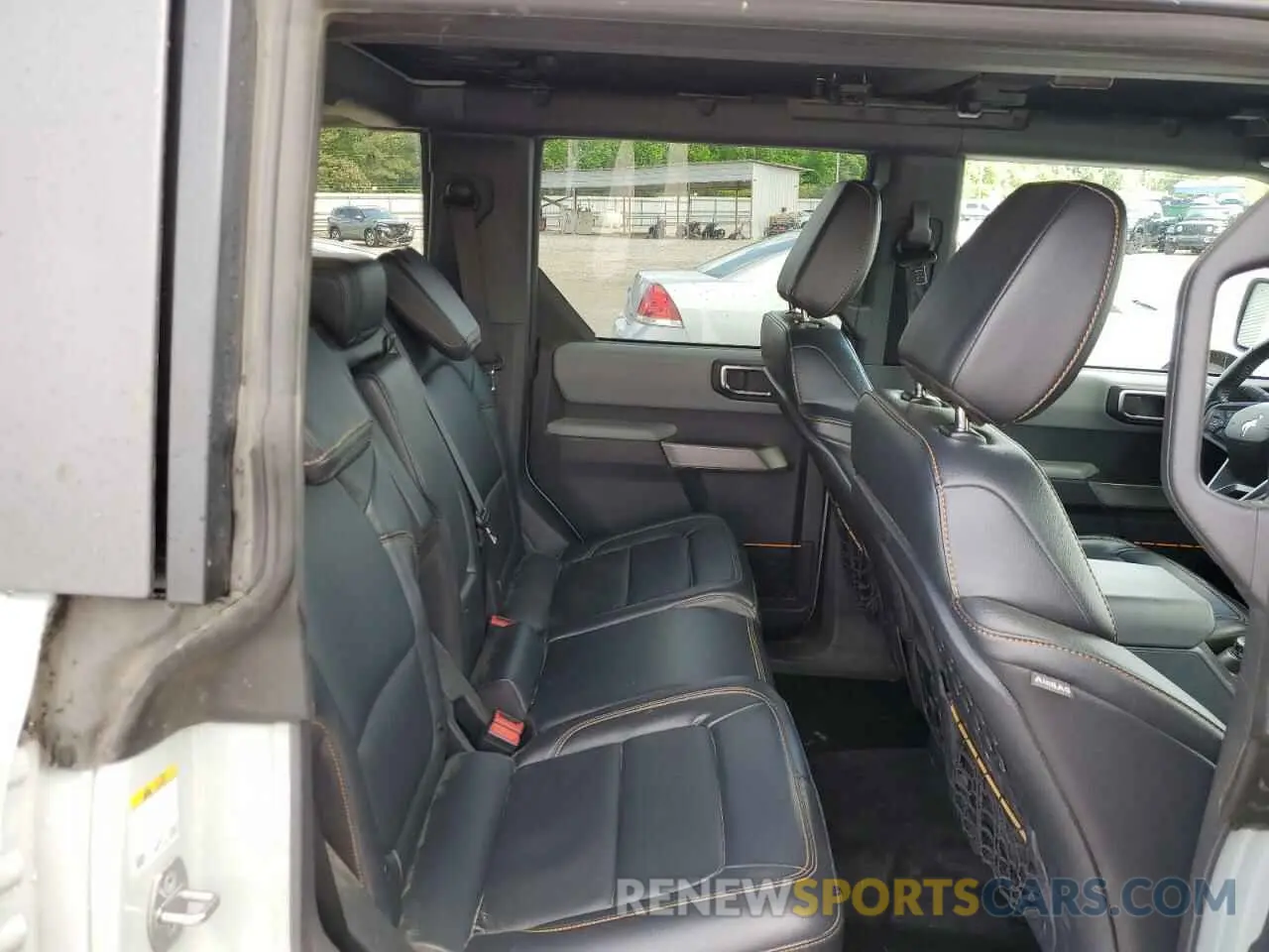 10 fotografías del automóvil dañado 1FMEE5DP8PLB29801 FORD BRONCO 2023