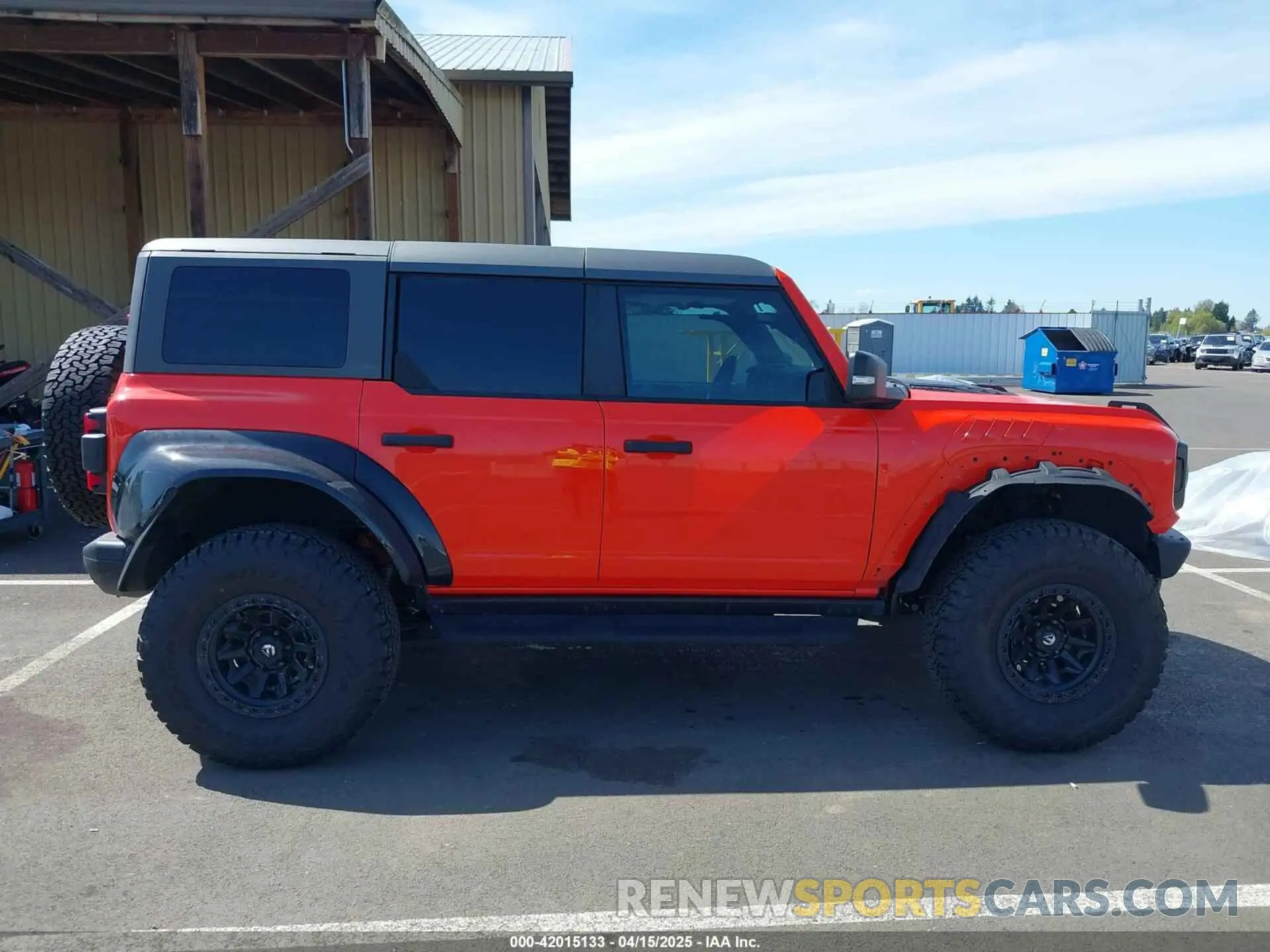 14 fotografías del automóvil dañado 1FMEE5JR5PLA93457 FORD BRONCO 2023