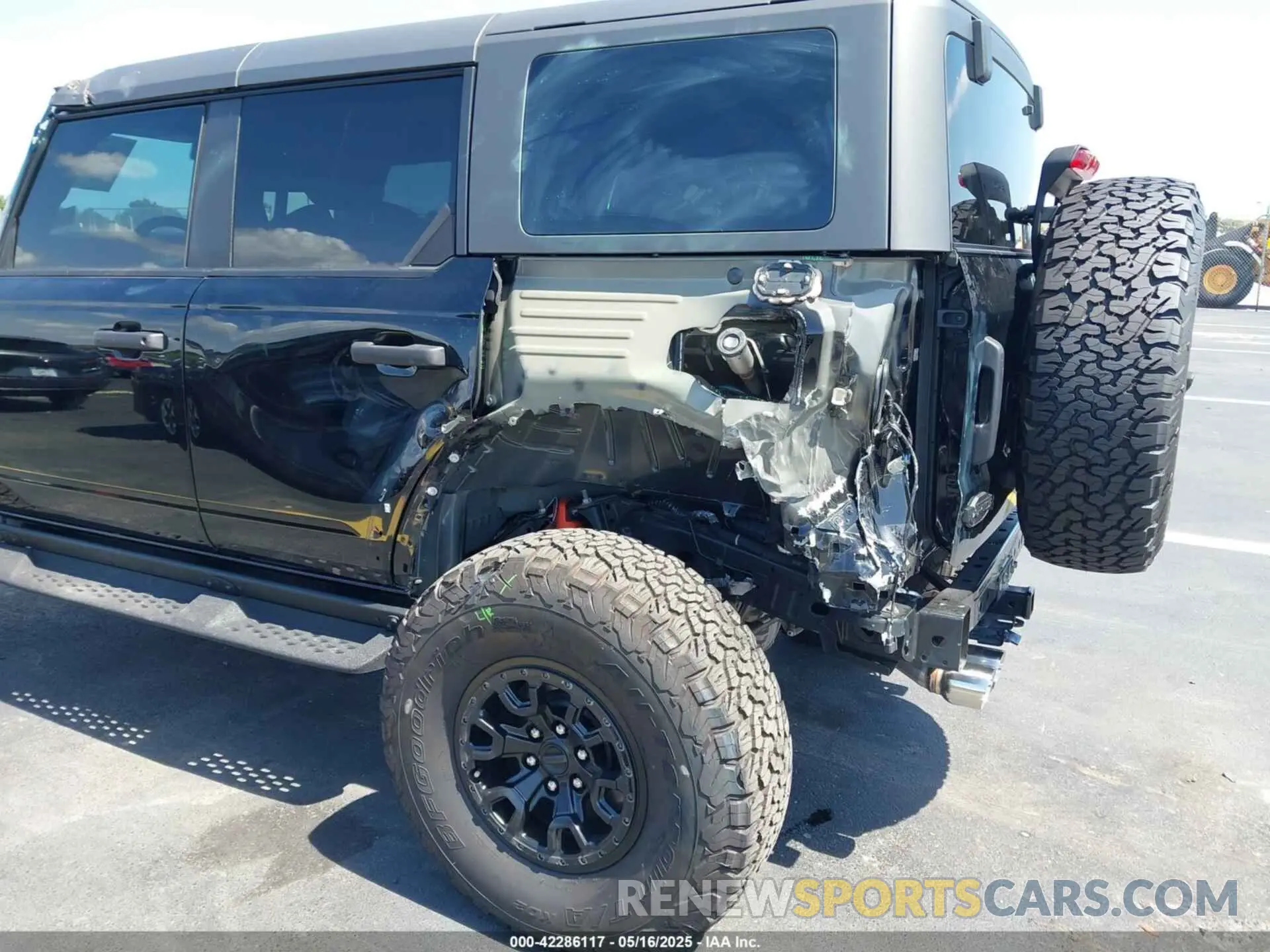 6 fotografías del automóvil dañado 1FMEE5JR7PLA93377 FORD BRONCO 2023