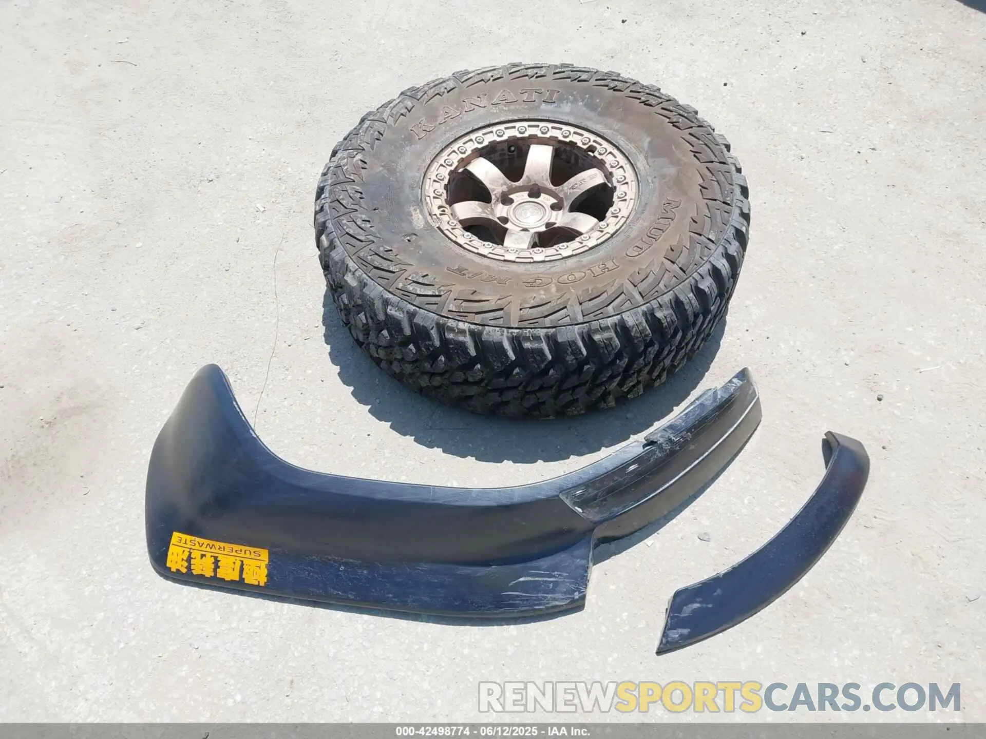 12 fotografías del automóvil dañado 1FMEE5JR9PLB90113 FORD BRONCO 2023