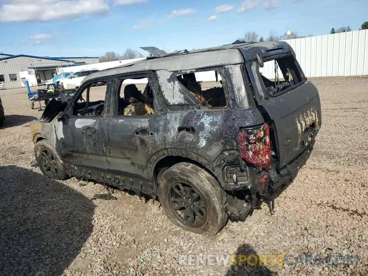 2 fotografías del automóvil dañado 3FMCR9B65PRD32935 FORD BRONCO 2023