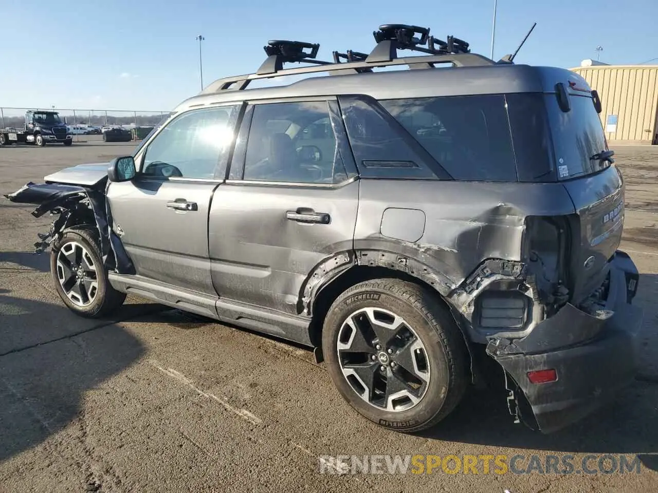2 fotografías del automóvil dañado 3FMCR9C63PRE20462 FORD BRONCO 2023