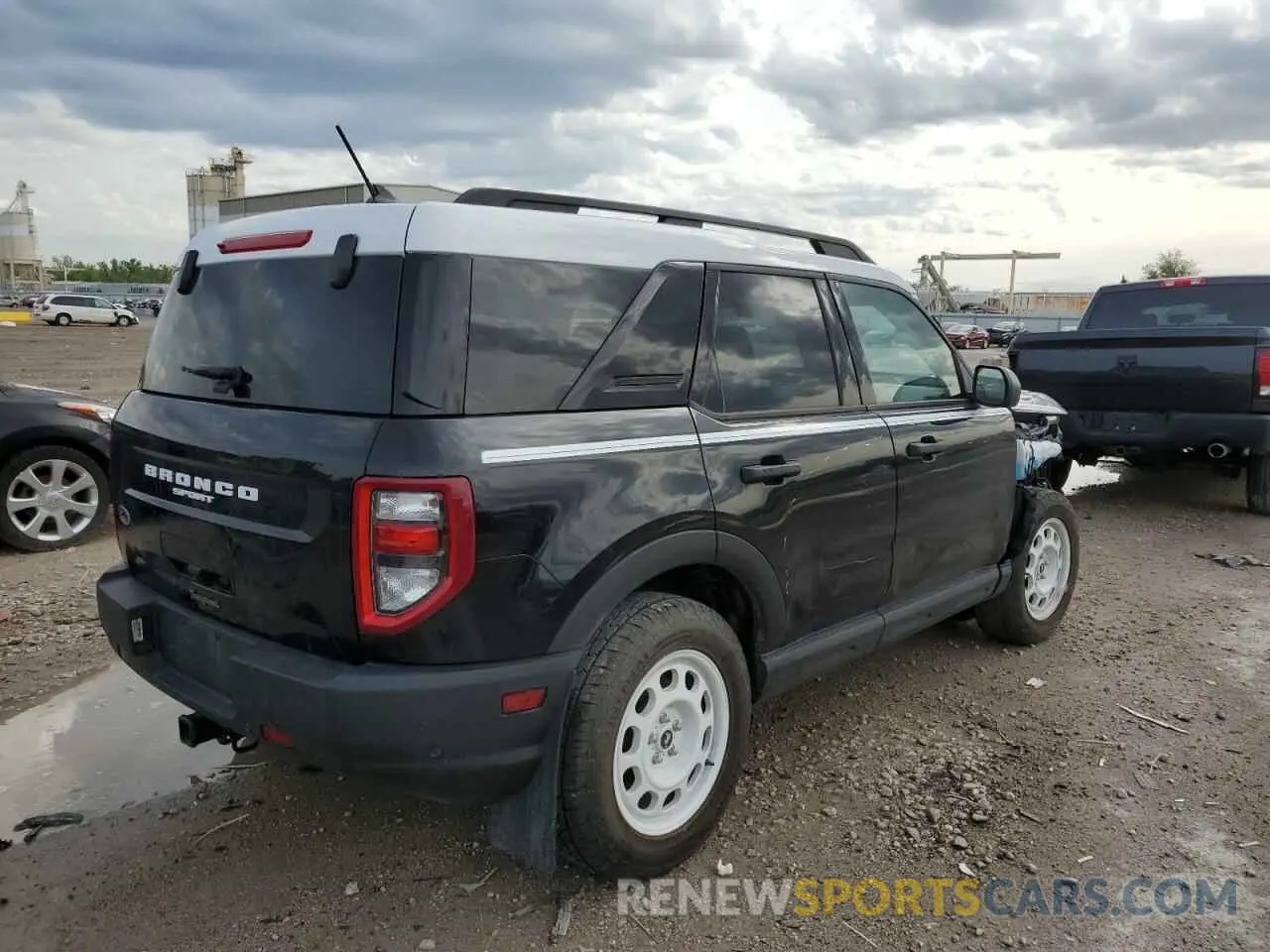 3 fotografías del automóvil dañado 3FMCR9G69PRD62903 FORD BRONCO 2023