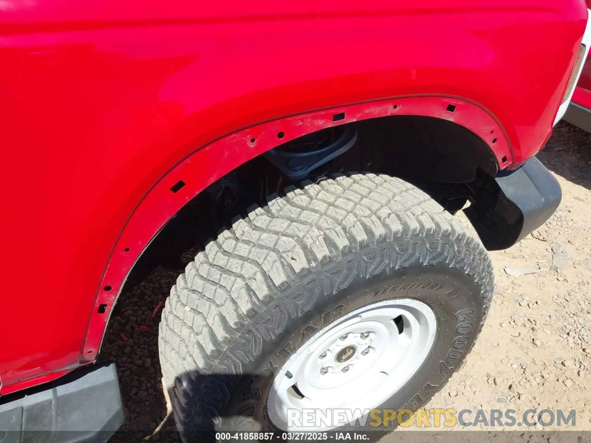 19 fotografías del automóvil dañado 1FMDE4CP3RLA15926 FORD BRONCO 2024