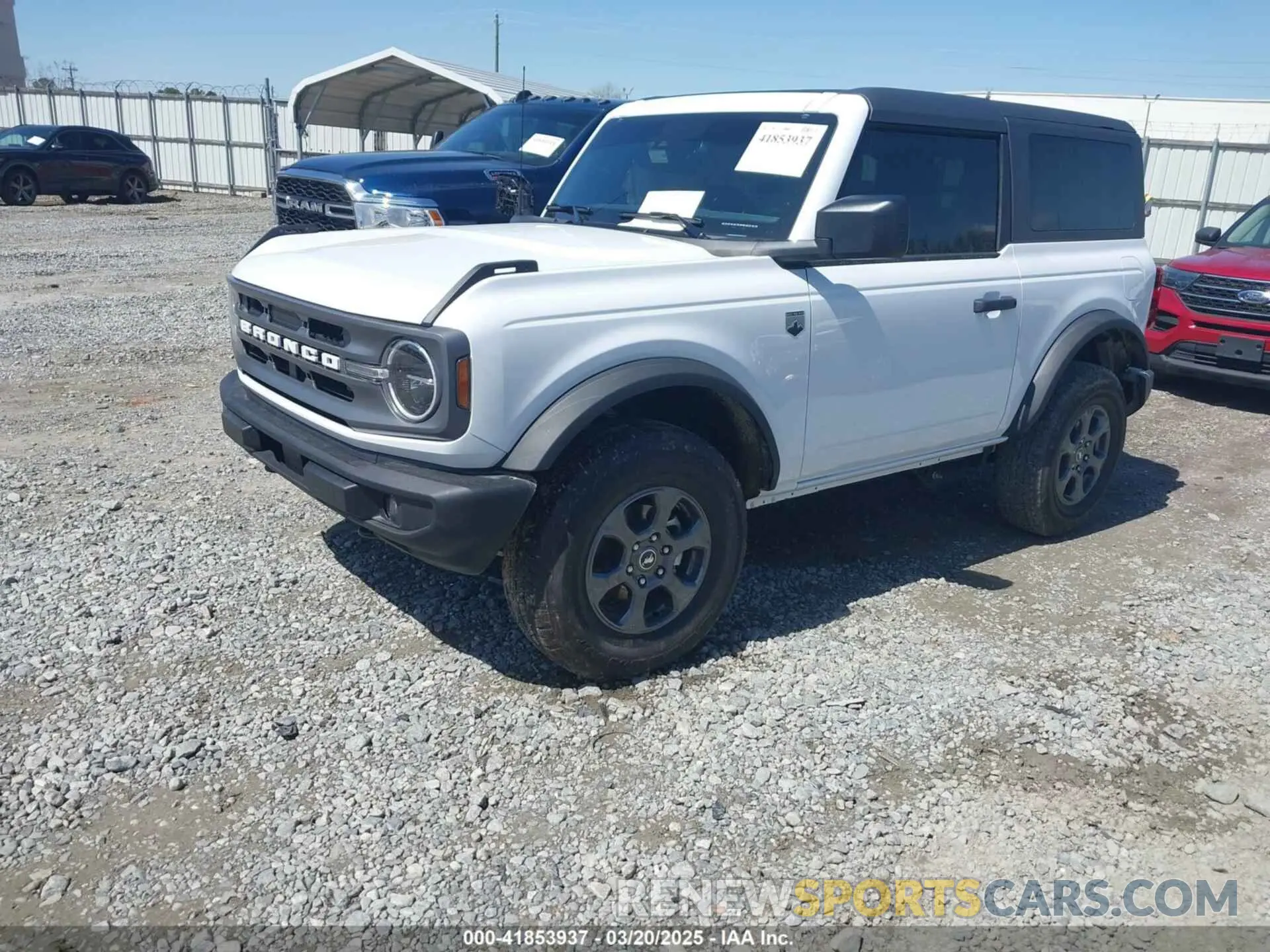 2 fotografías del automóvil dañado 1FMDE7AHXRLB54609 FORD BRONCO 2024