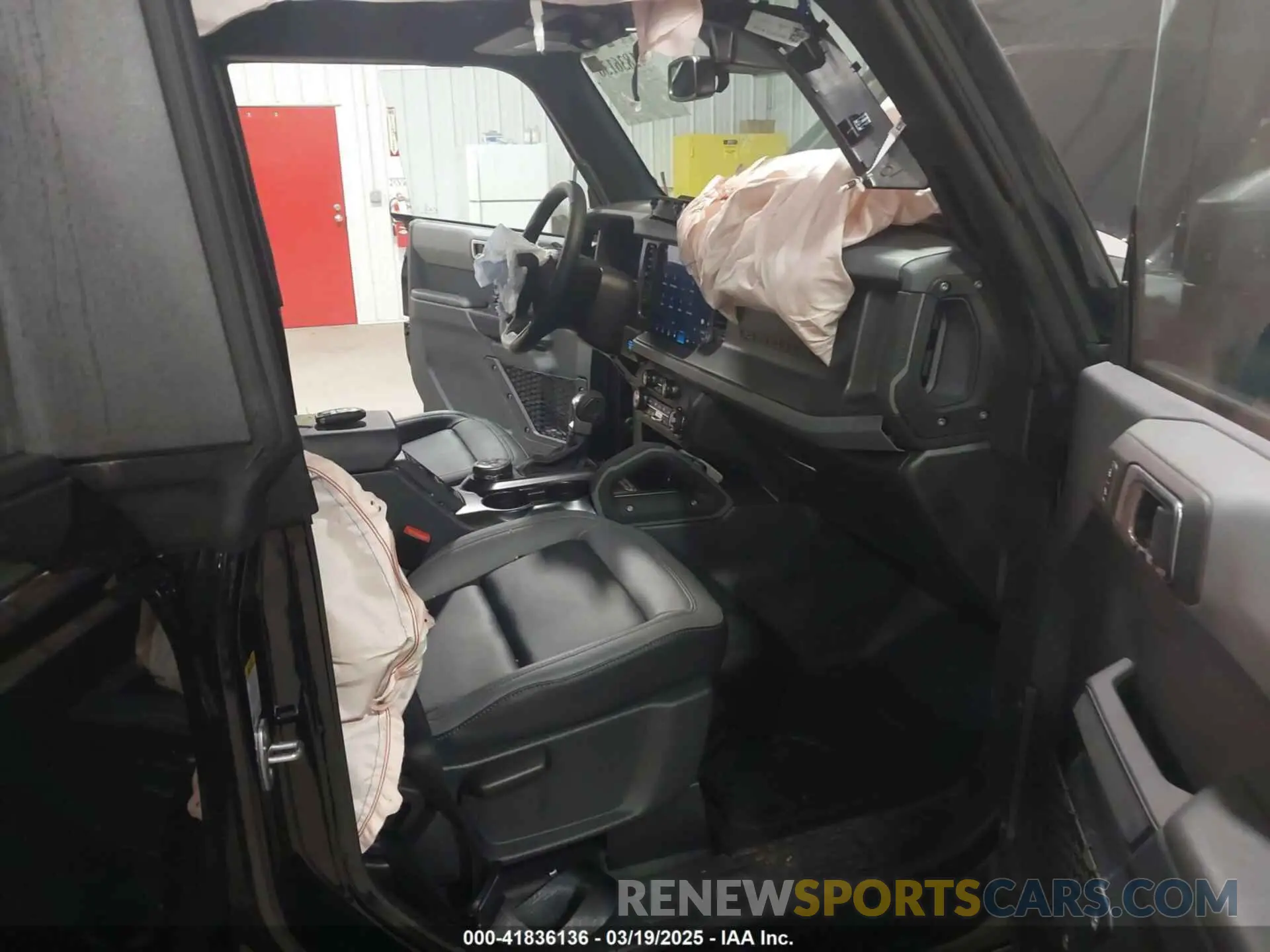 5 fotografías del automóvil dañado 1FMDE7BH2RLA67771 FORD BRONCO 2024