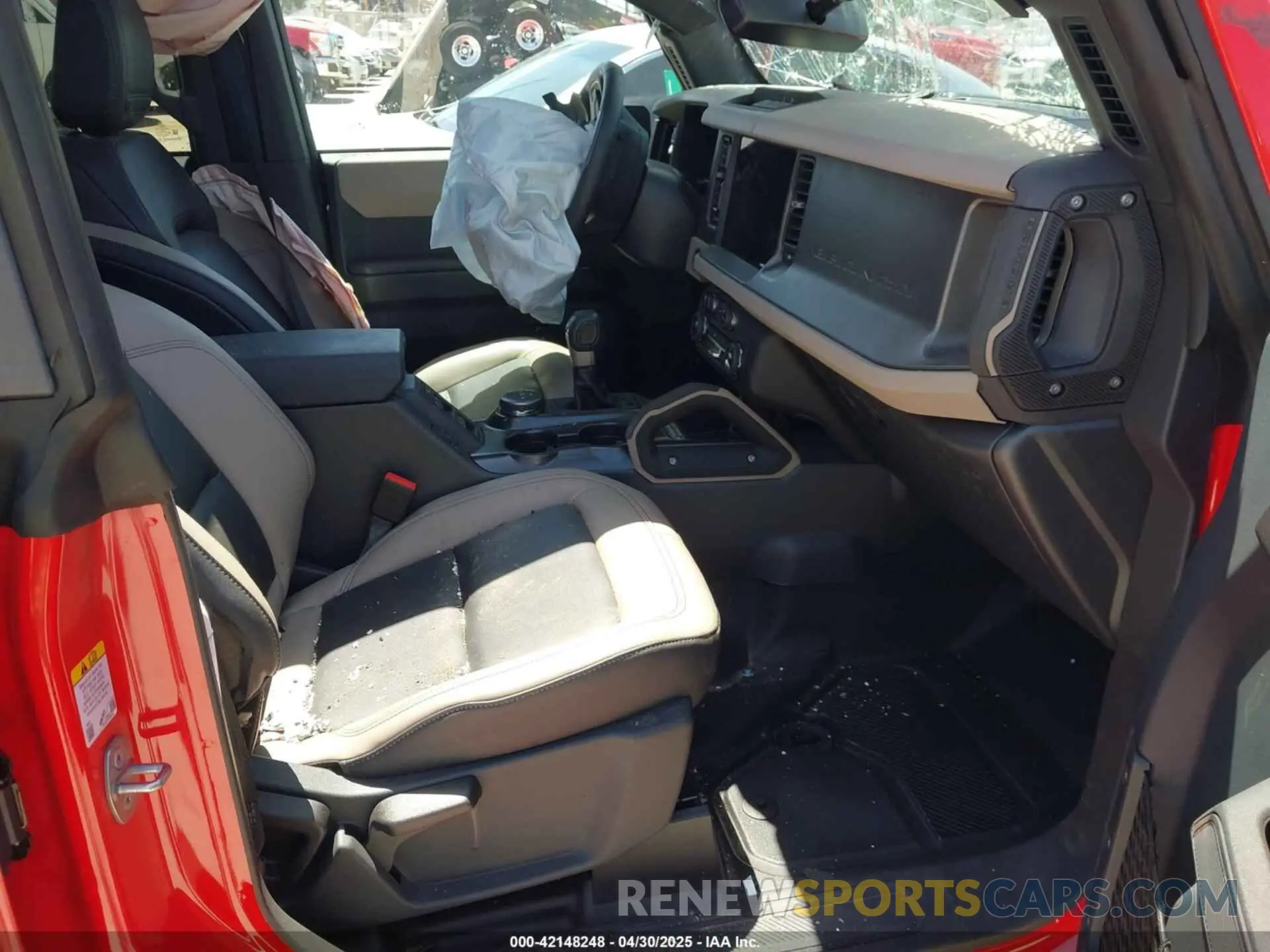 5 fotografías del automóvil dañado 1FMDE7BH2RLB01949 FORD BRONCO 2024