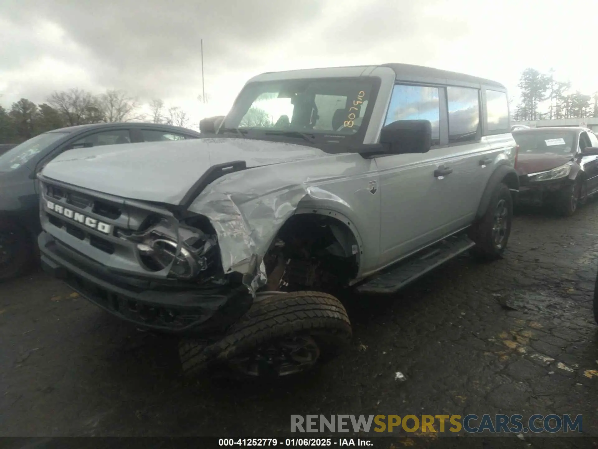 2 fotografías del automóvil dañado 1FMDE7BH5RLB07910 FORD BRONCO 2024