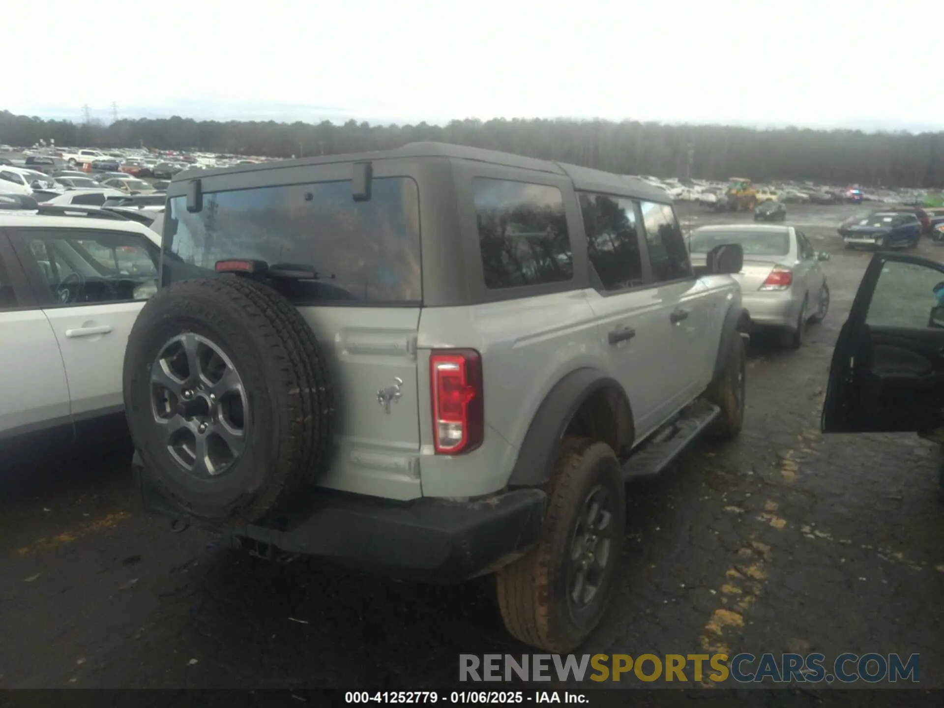 4 fotografías del automóvil dañado 1FMDE7BH5RLB07910 FORD BRONCO 2024