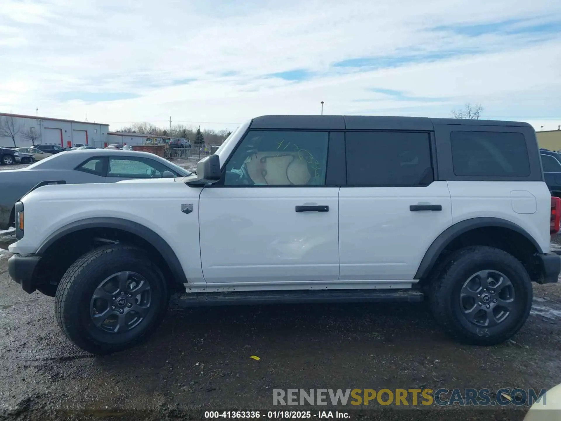 14 fotografías del automóvil dañado 1FMDE7BH5RLB47484 FORD BRONCO 2024