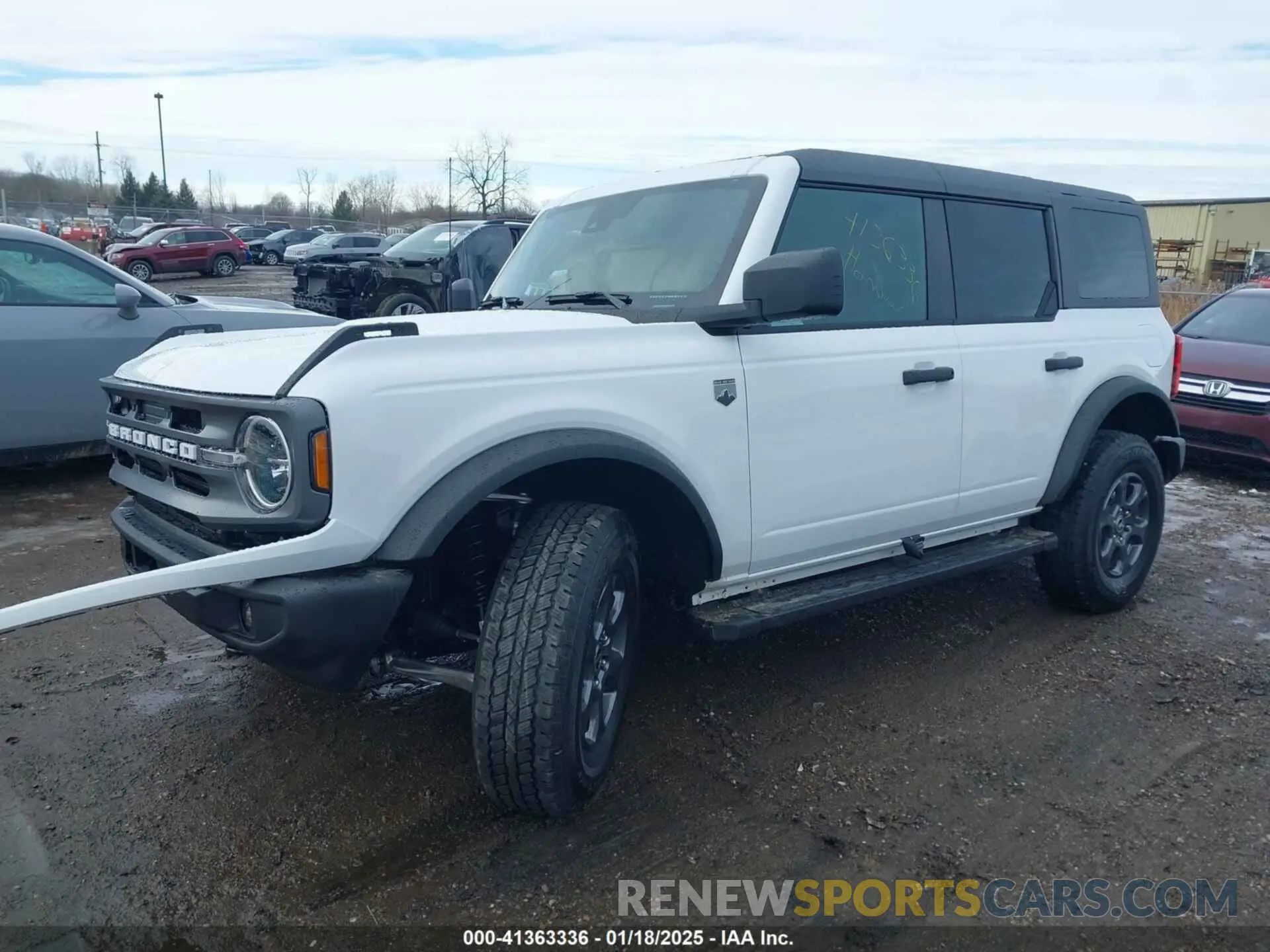 2 fotografías del automóvil dañado 1FMDE7BH5RLB47484 FORD BRONCO 2024
