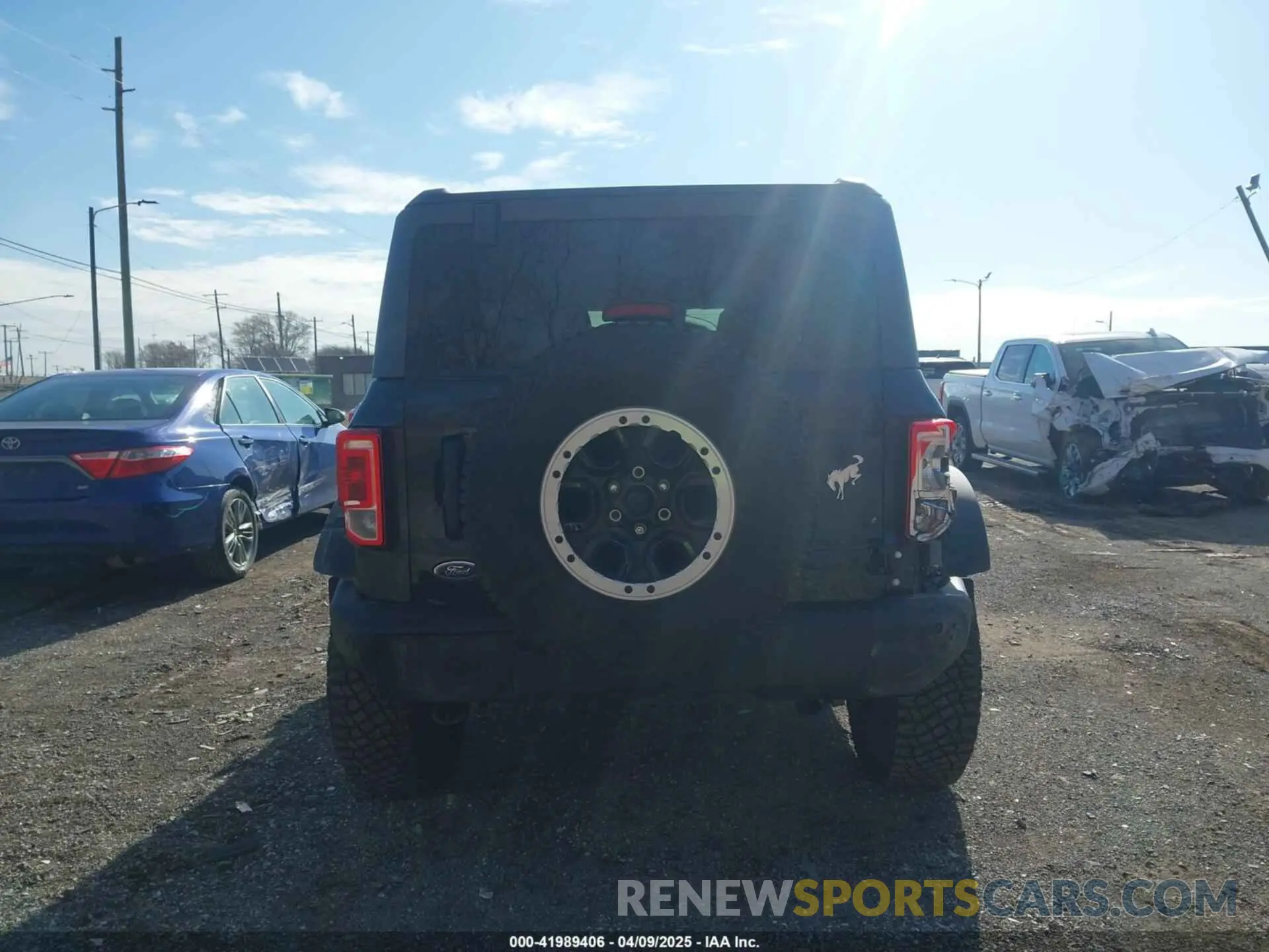 17 fotografías del automóvil dañado 1FMDE7BH9RLB43700 FORD BRONCO 2024