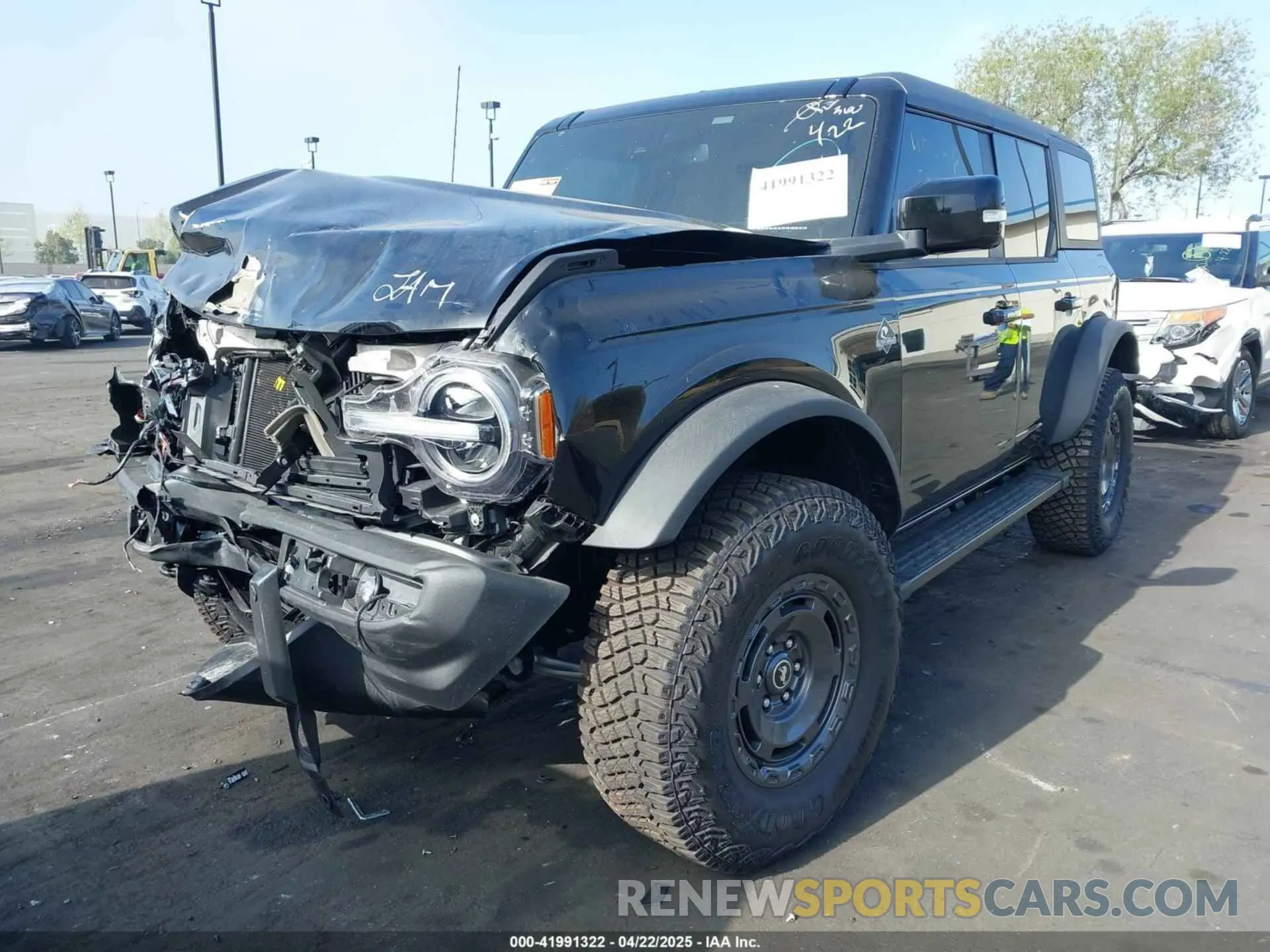 2 fotografías del automóvil dañado 1FMDE8BH2RLB45441 FORD BRONCO 2024