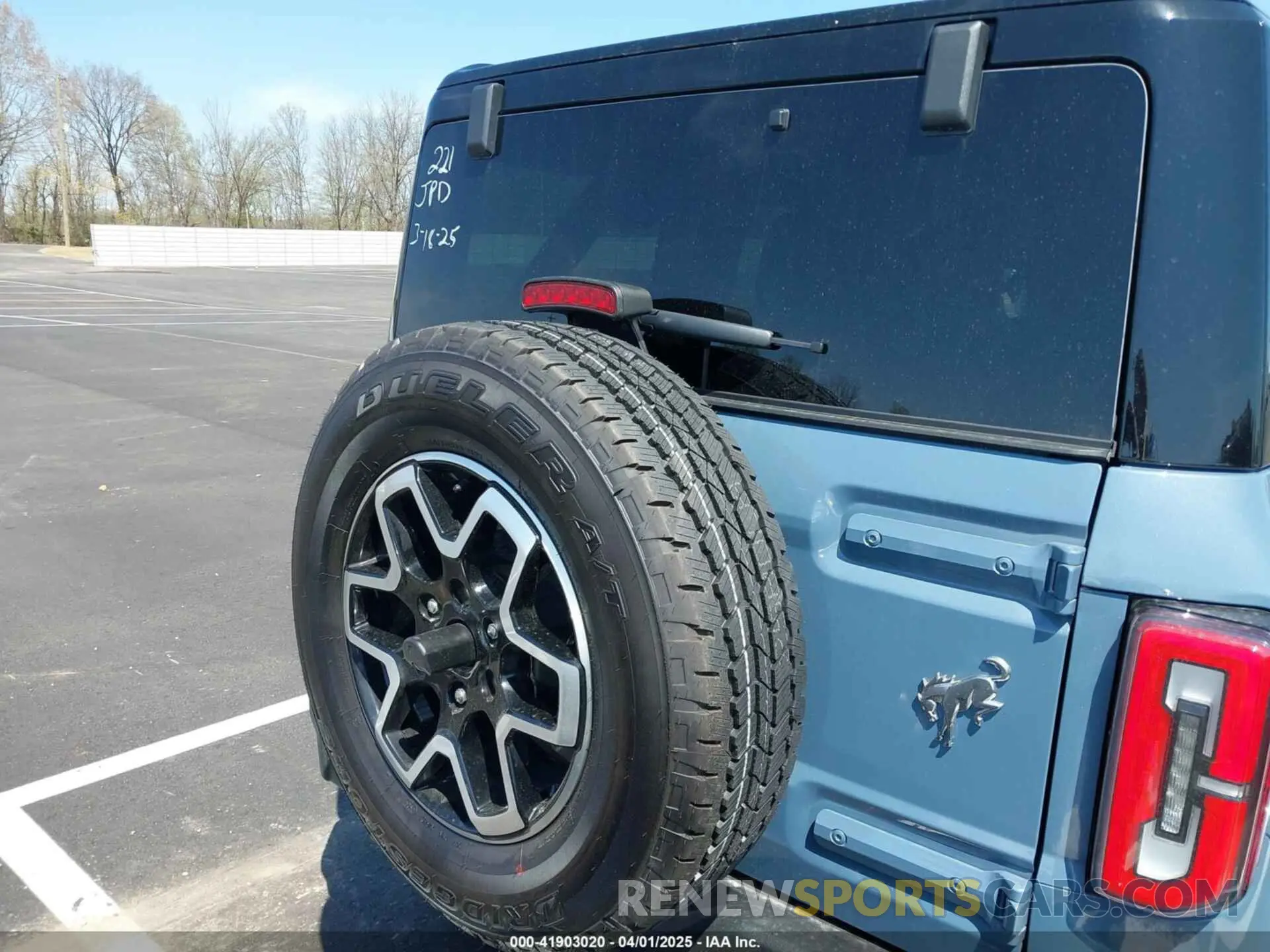 17 fotografías del automóvil dañado 1FMDE8BH8RLB21905 FORD BRONCO 2024