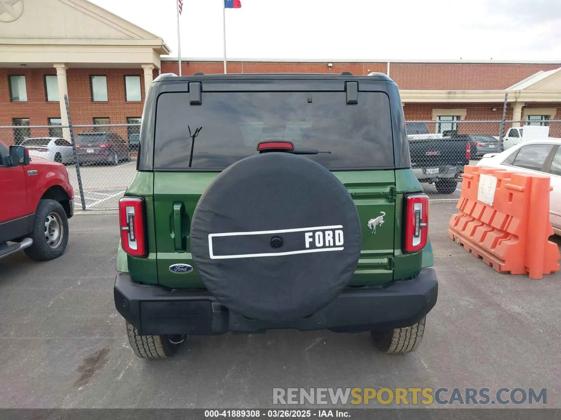 16 fotografías del automóvil dañado 1FMDE8BHXRLB04524 FORD BRONCO 2024