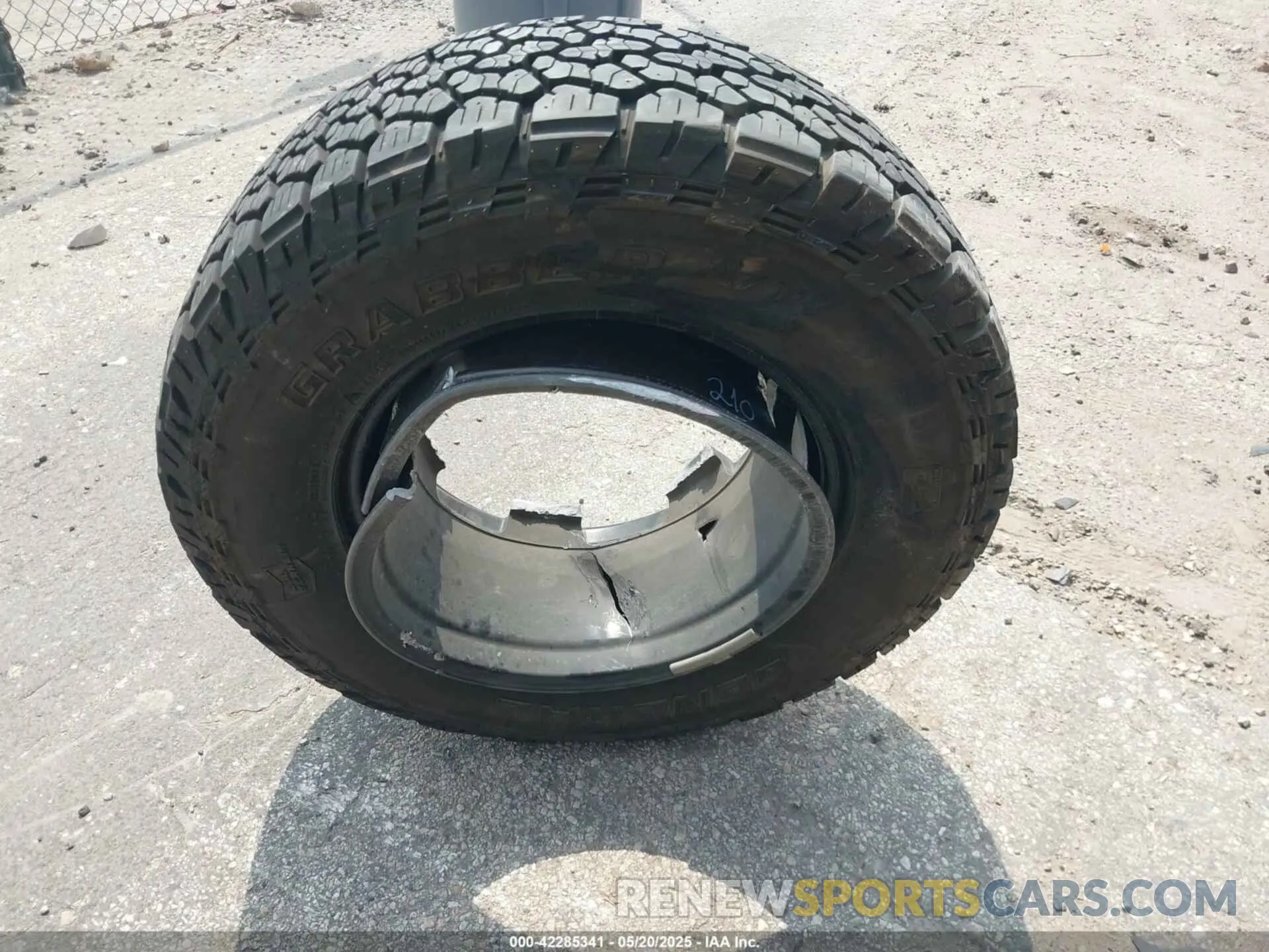 12 fotografías del automóvil dañado 1FMEE1BP8RLA06515 FORD BRONCO 2024